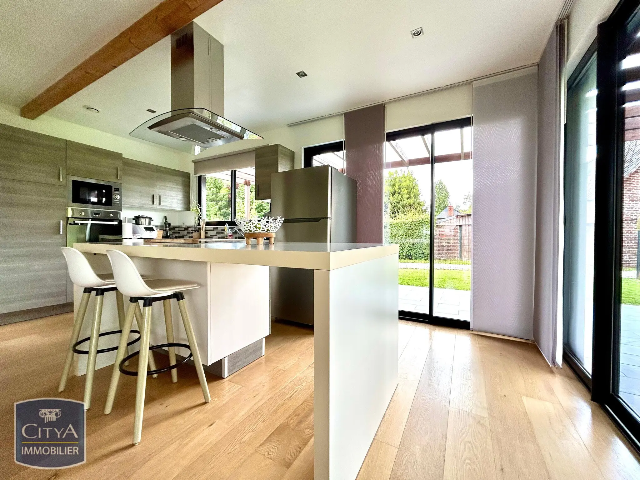 Photo 3 Maison 6 pièces 145m²