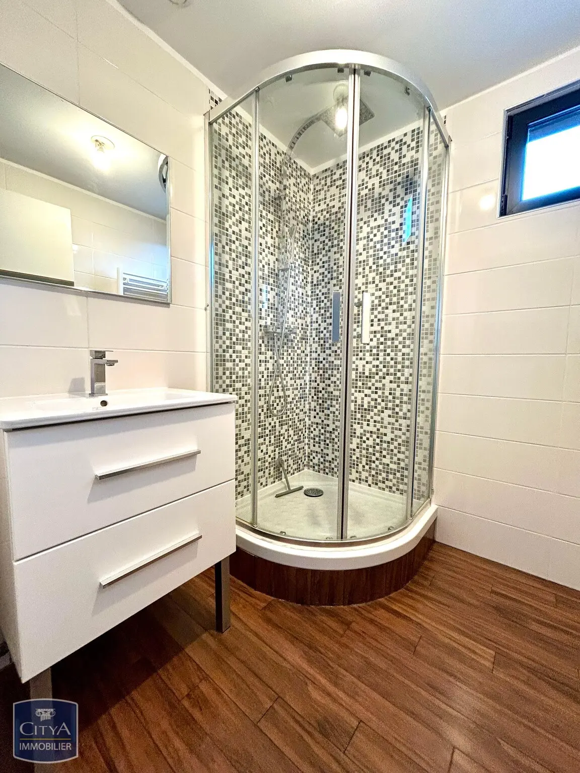 Photo 9 Maison 6 pièces 145m²