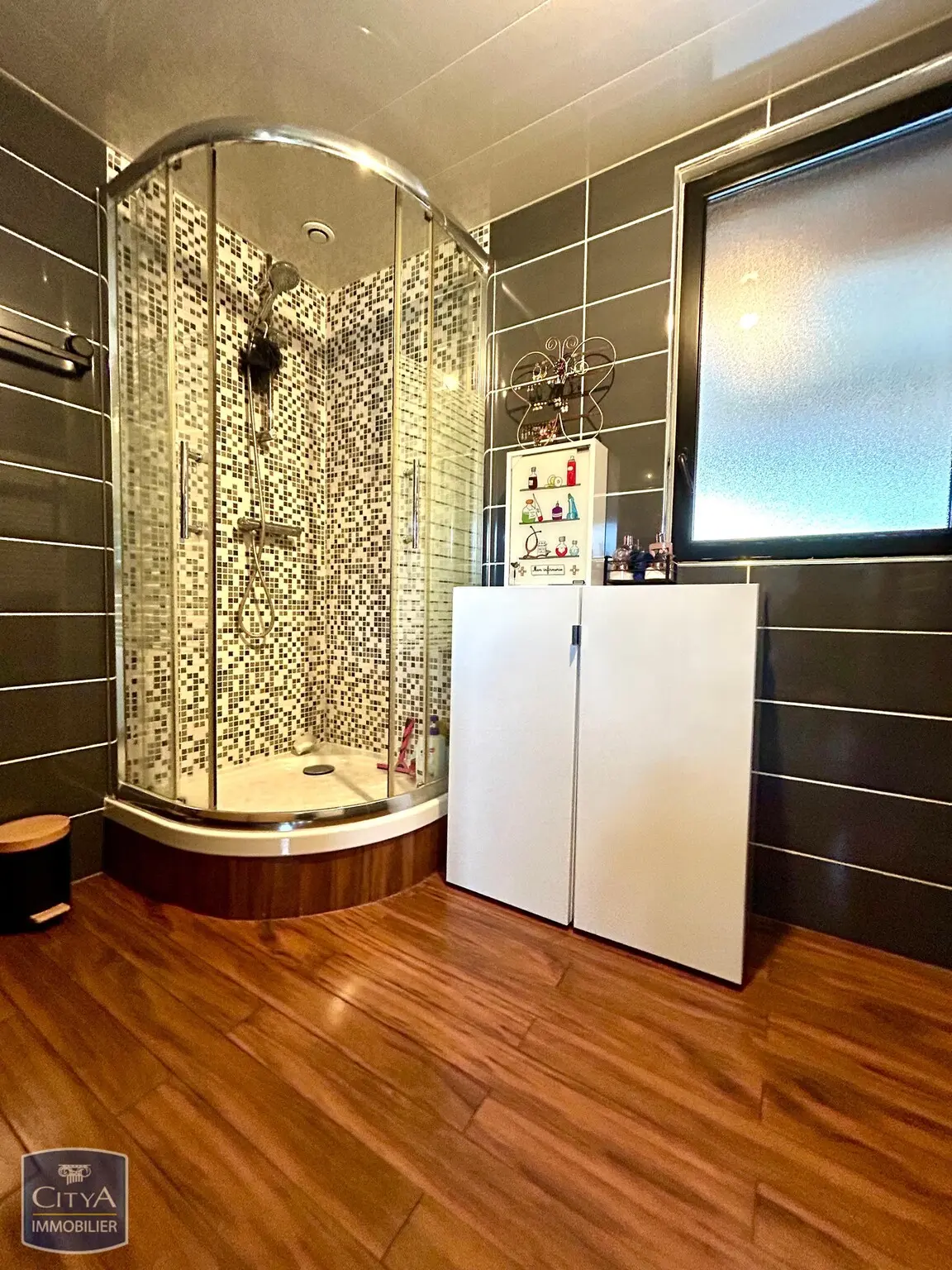 Photo 7 Maison 6 pièces 145m²