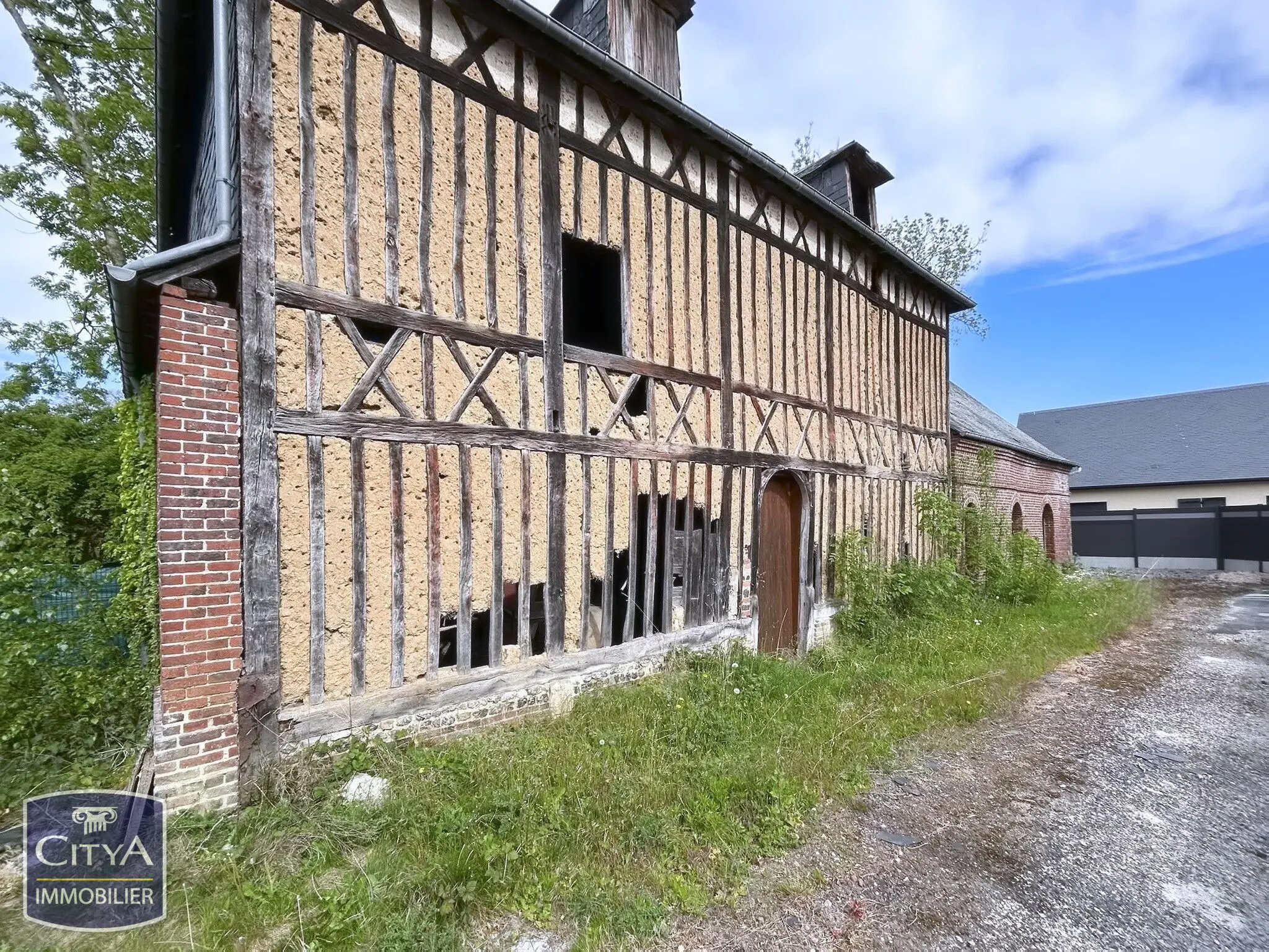 Photo 1 Maison 1 pièce 150m²
