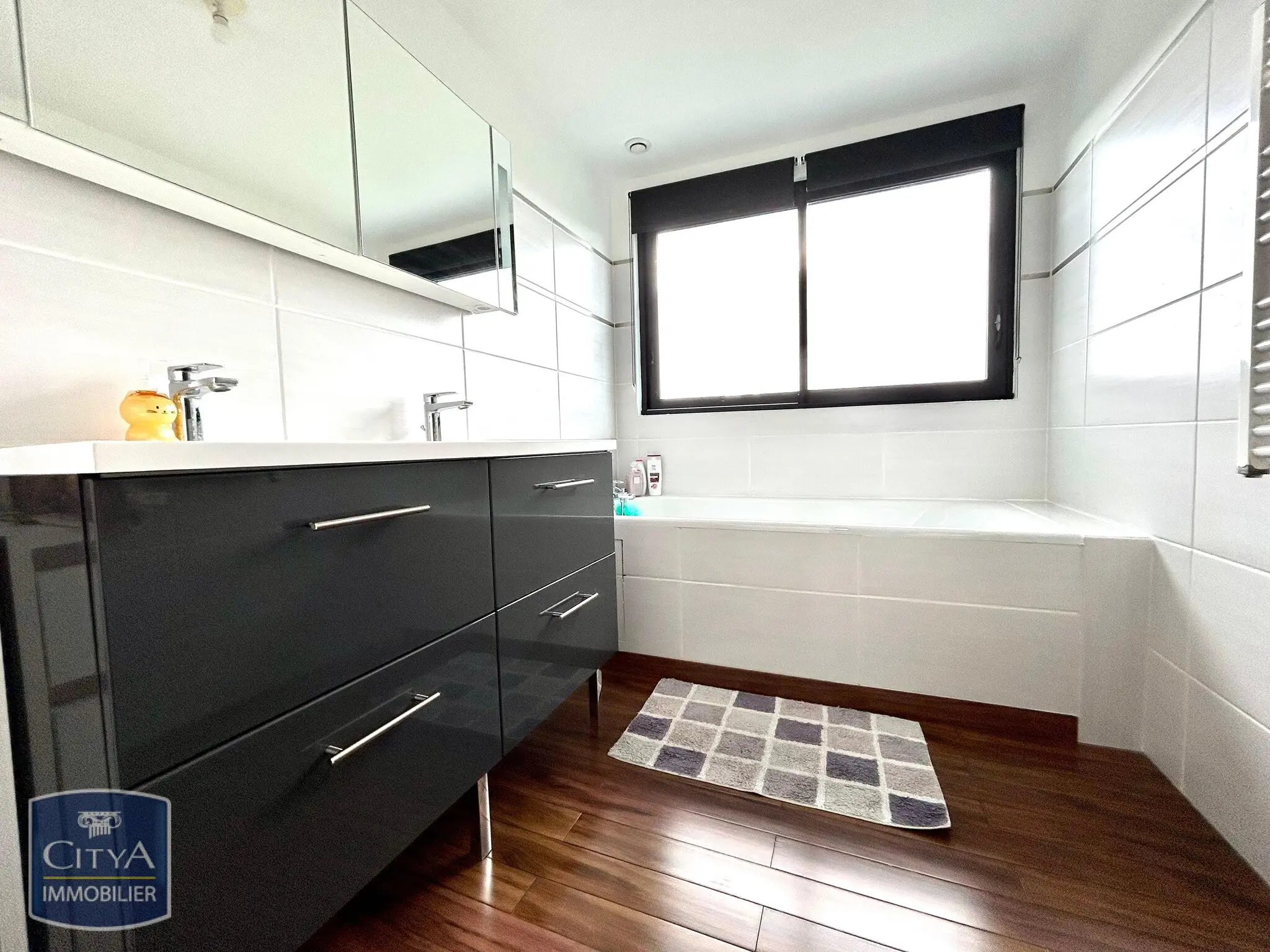 Photo 8 Maison 6 pièces 145m²