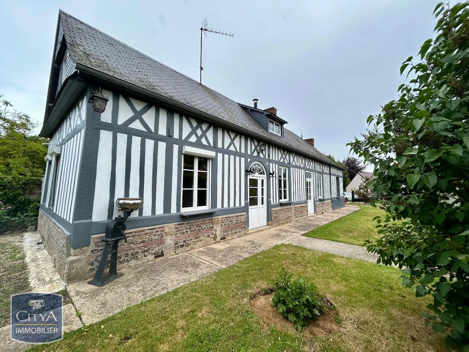 Photo 1 Maison 5 pièces 100m²