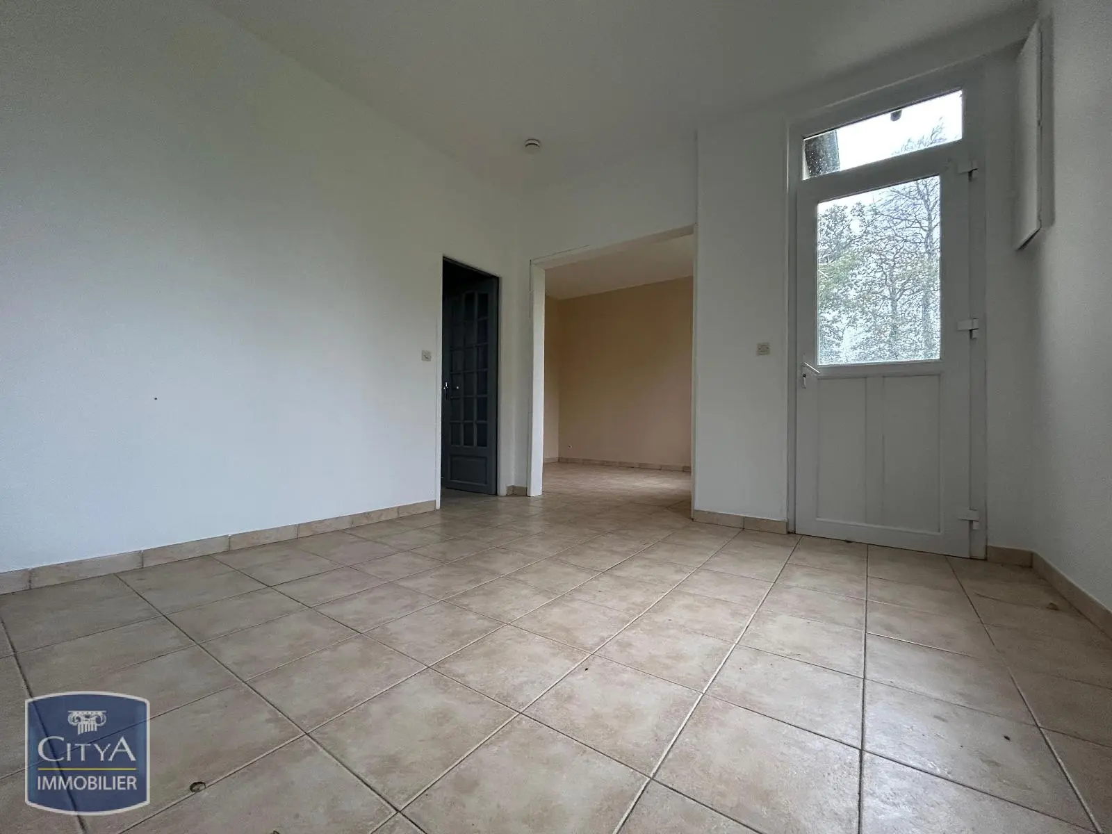 Photo 2 Maison 10 pièces 142m²