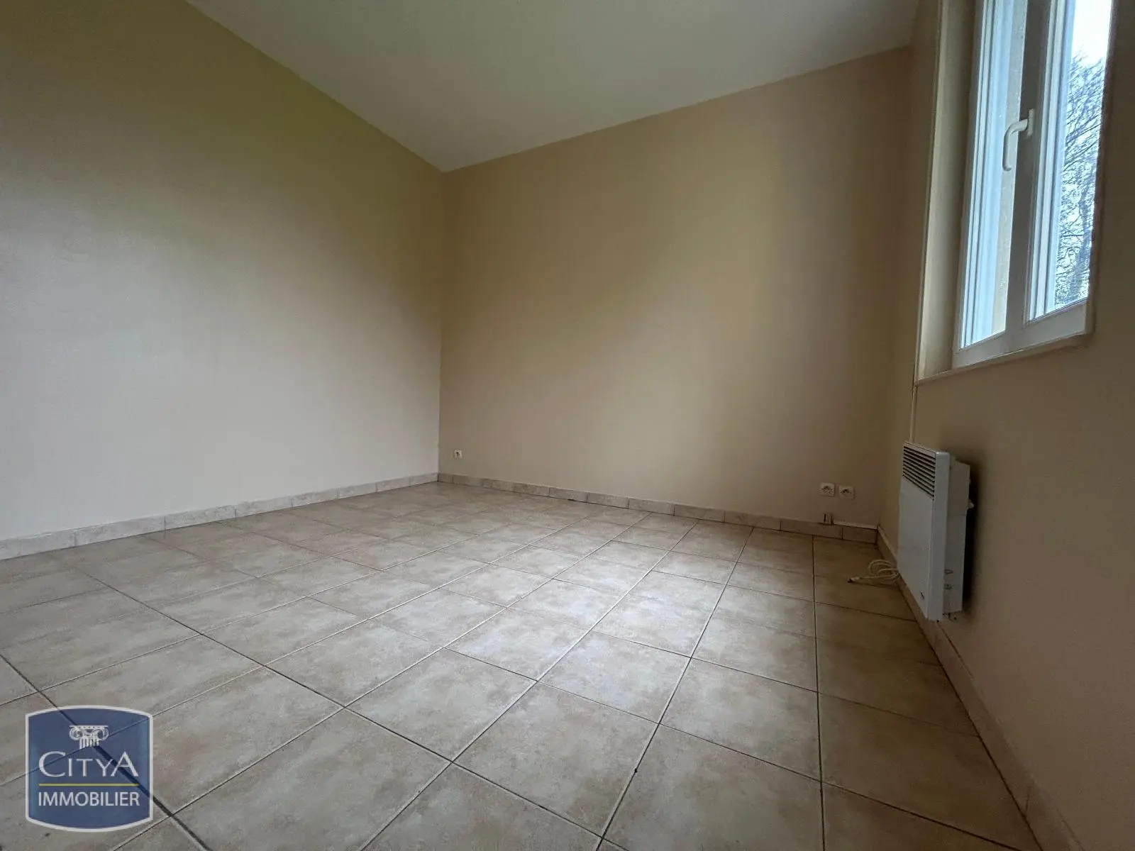 Photo 2 pour Maison 10 pièces 142m² Photo 2 Maison 10 pièces 142m²