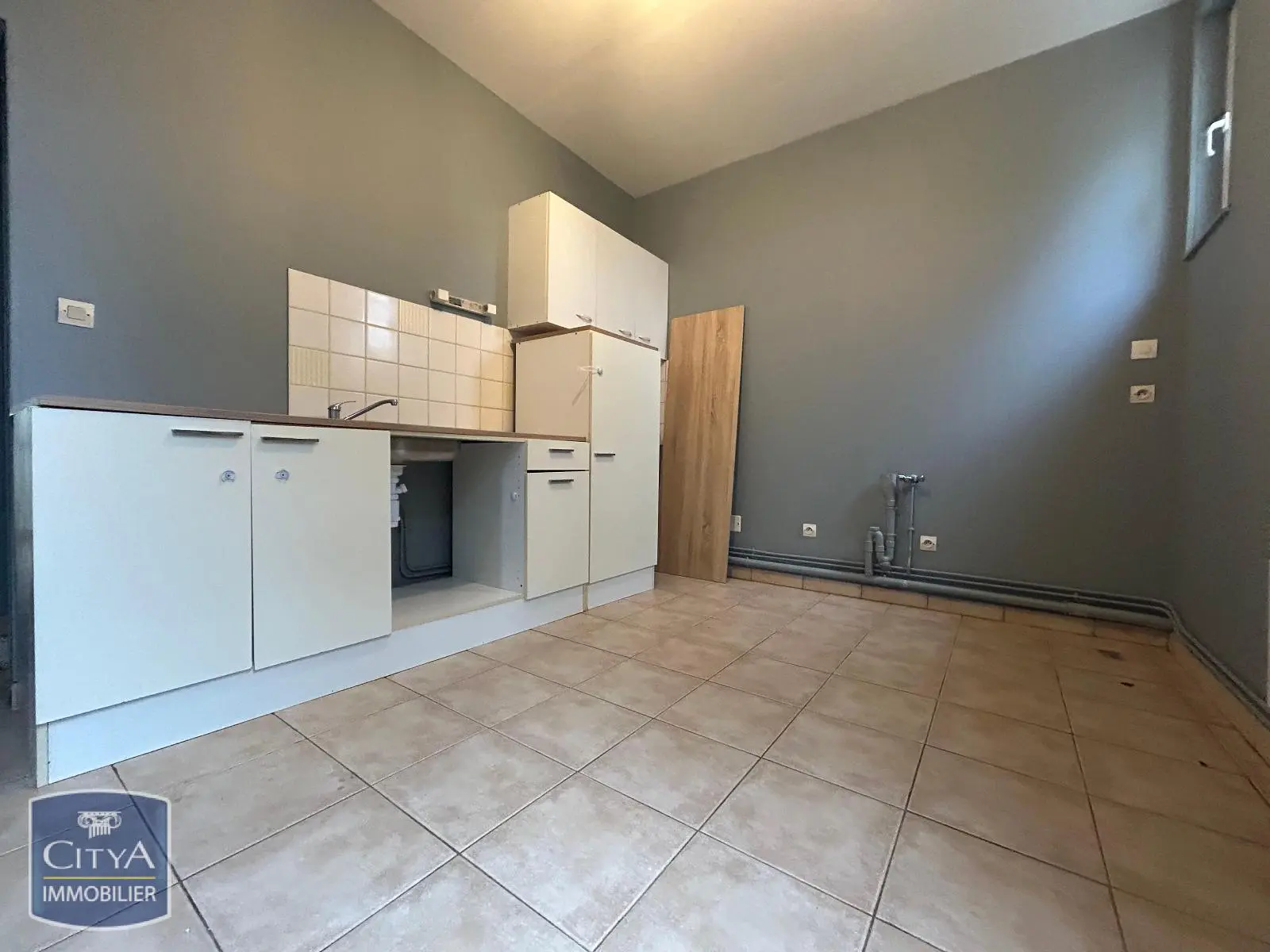 Photo 3 pour Maison 10 pièces 142m² Photo 3 Maison 10 pièces 142m²