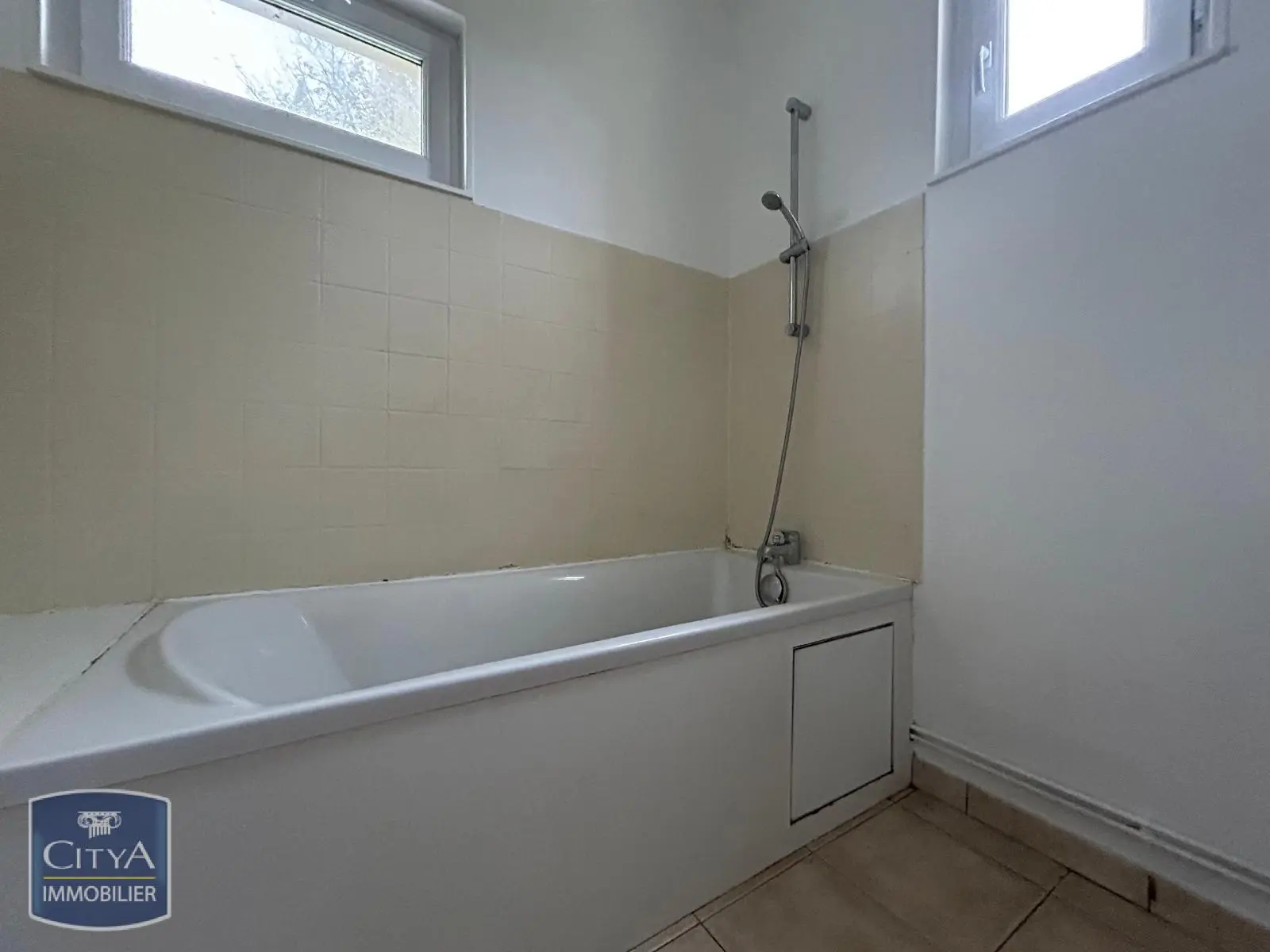 Photo 4 pour Maison 10 pièces 142m² Photo 4 Maison 10 pièces 142m²