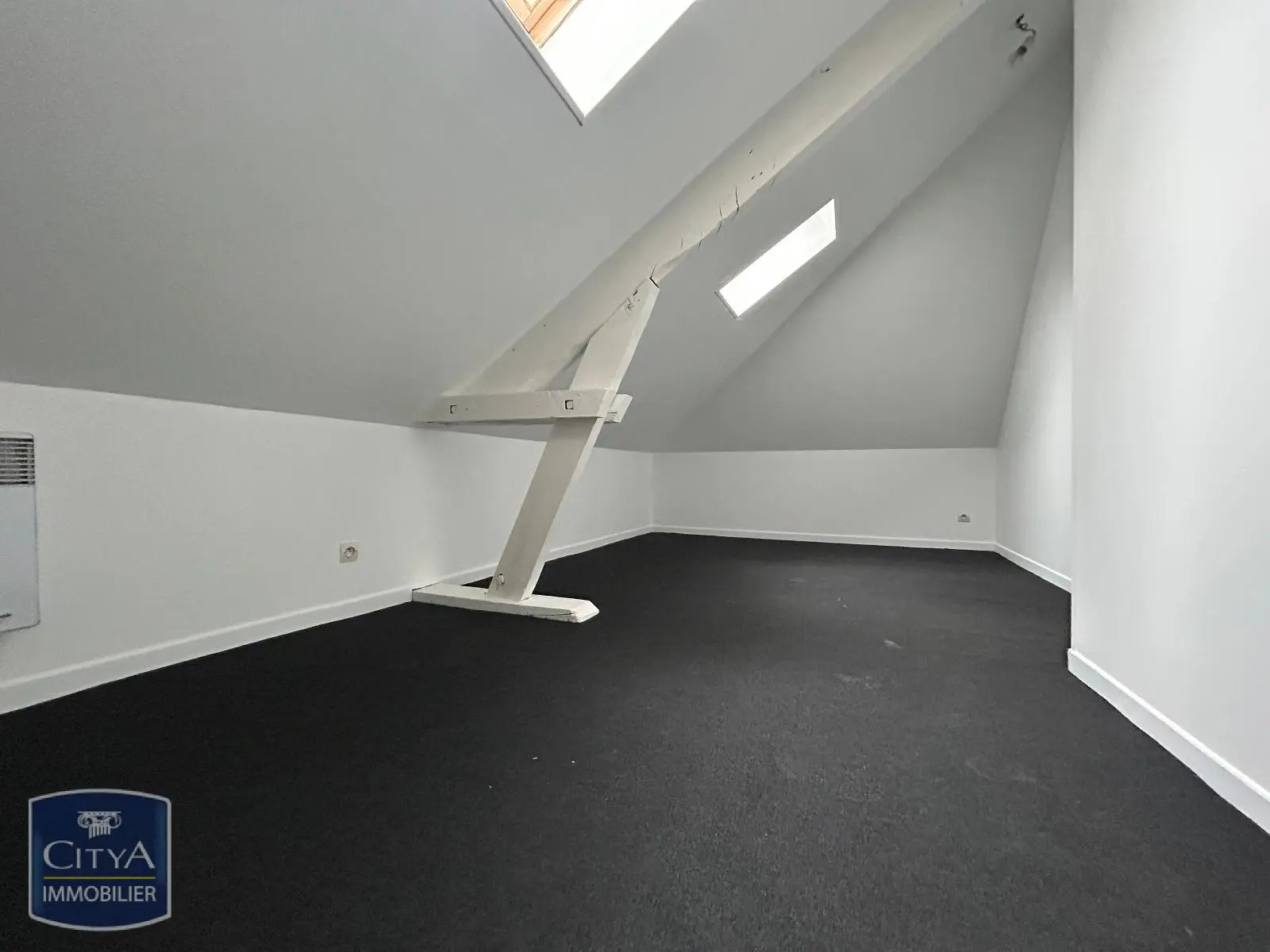 Photo 8 pour Maison 10 pièces 142m² Photo 8 Maison 10 pièces 142m²