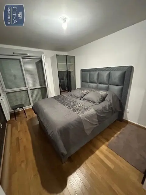 Photo 2 Appartement 4 pièces 77m²