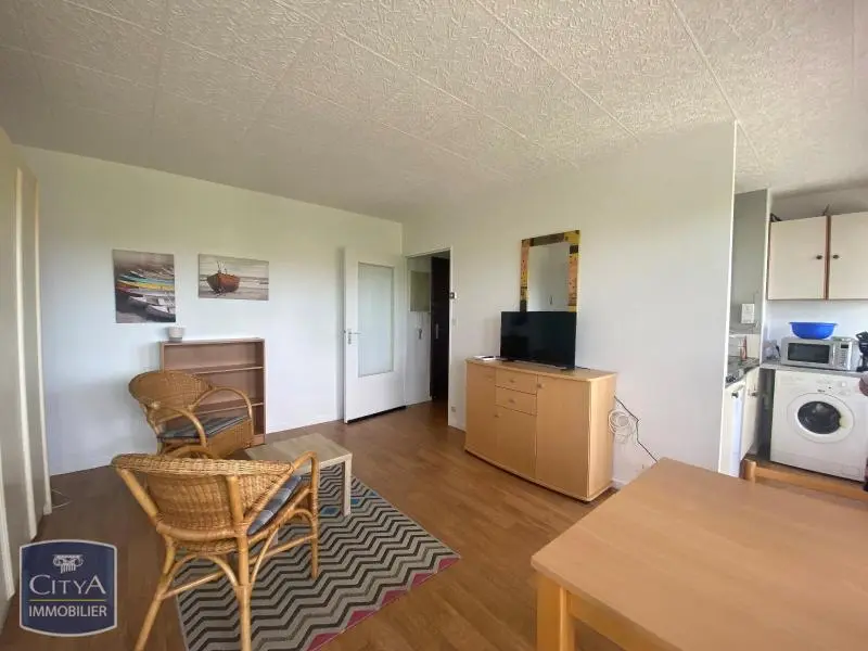 Photo 2 Appartement 1 pièce 24.94m²