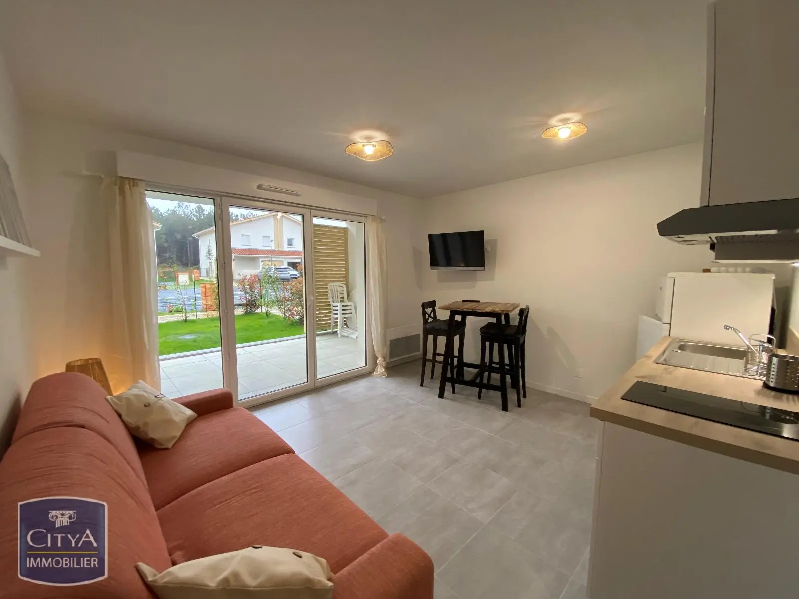 Photo 2 Appartement 1 pièce 26.03m²