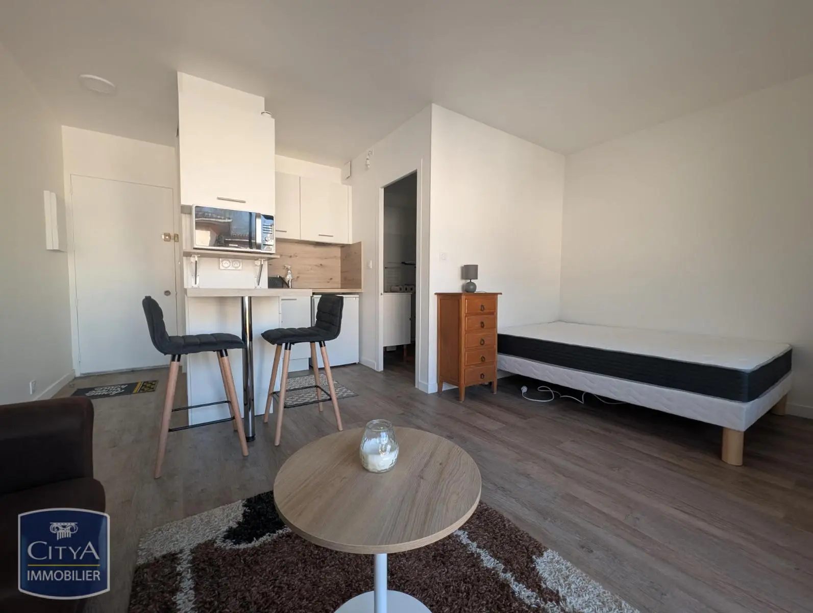 Photo 3 Appartement 1 pièce 23.56m²