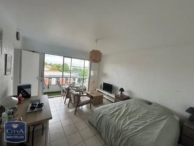 Photo 1 Appartement 1 pièce 32.54m²