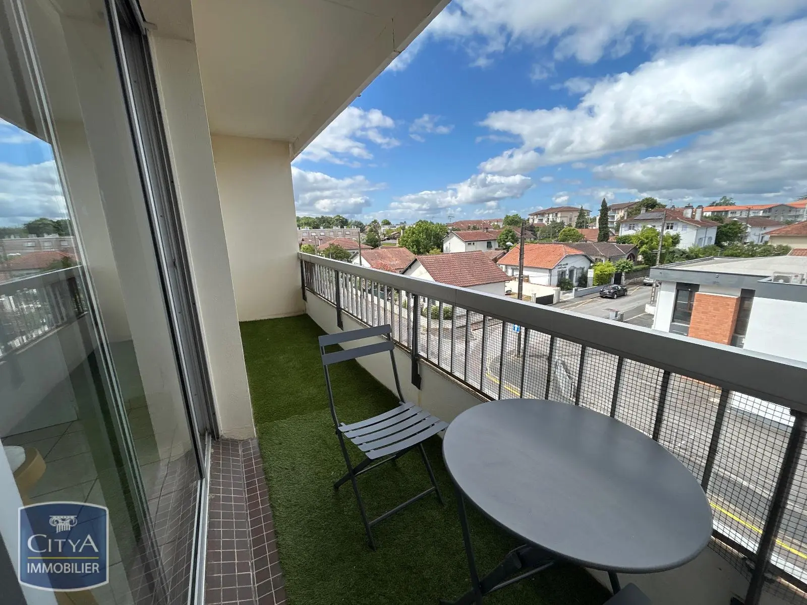 Photo 1 Appartement 1 pièce 32.54m²