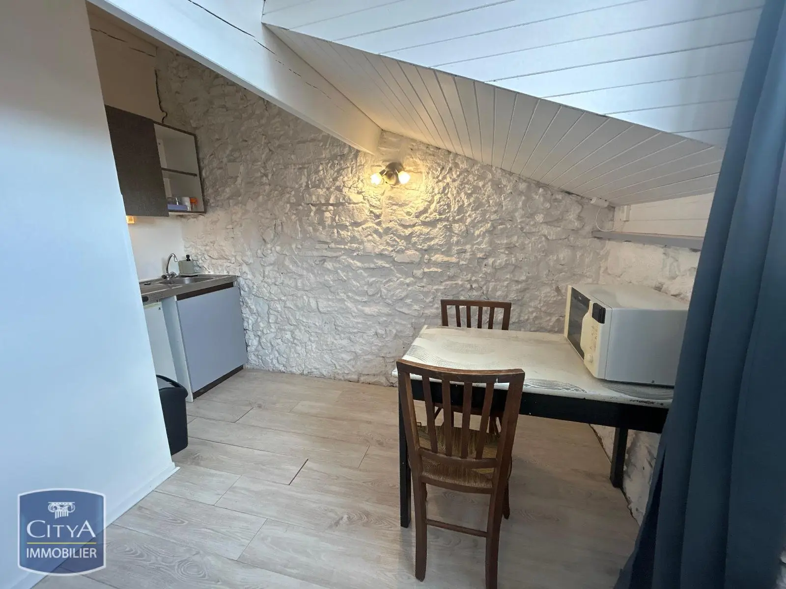 Photo 3 Appartement 1 pièce 15.82m²