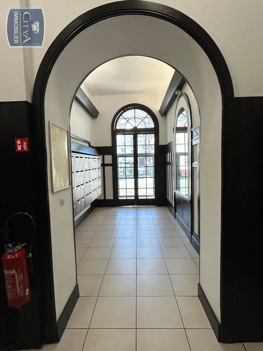 Photo 8 Appartement 1 pièce 37m²