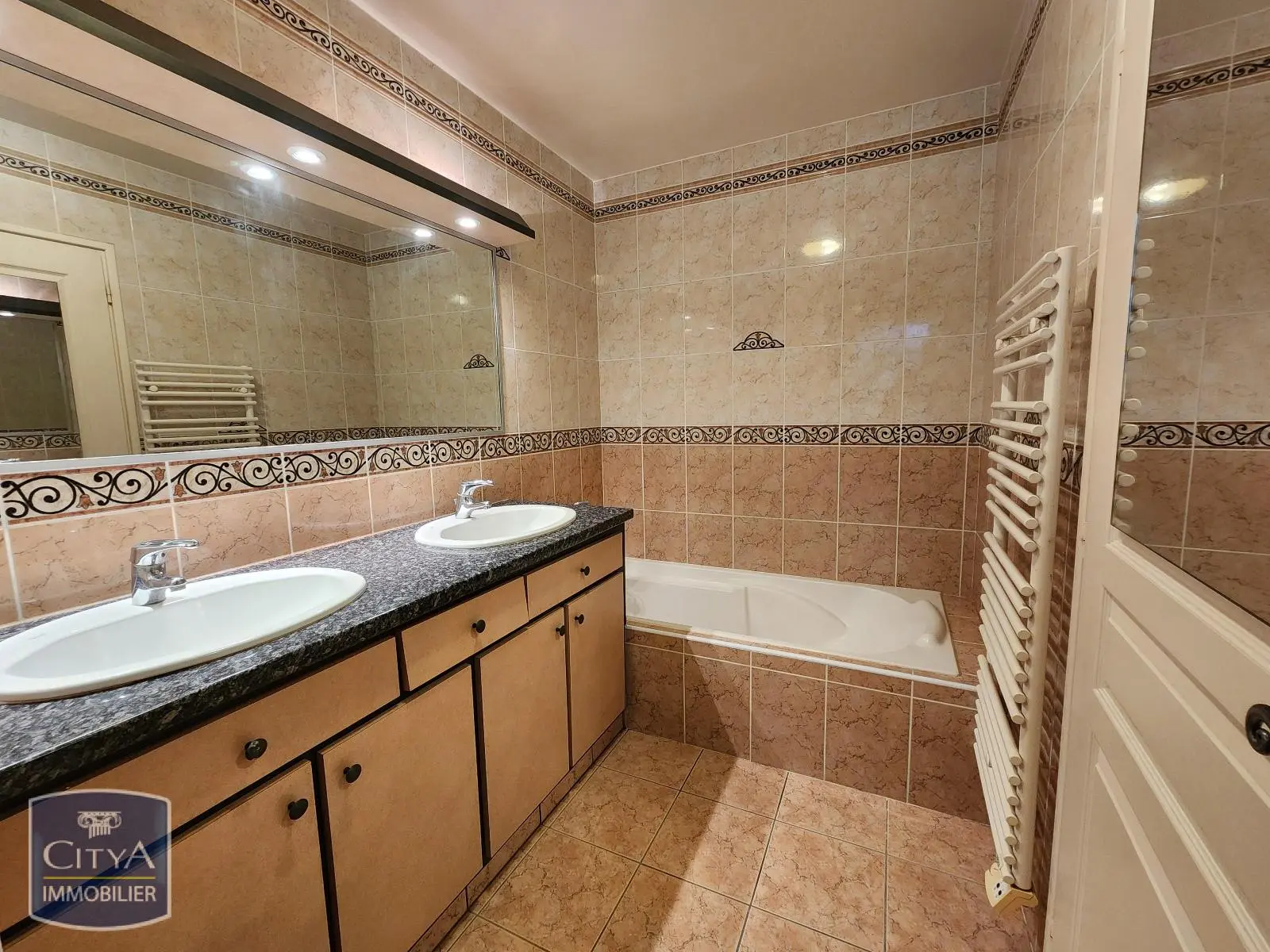 Photo 10 Maison 5 pièces 120m²