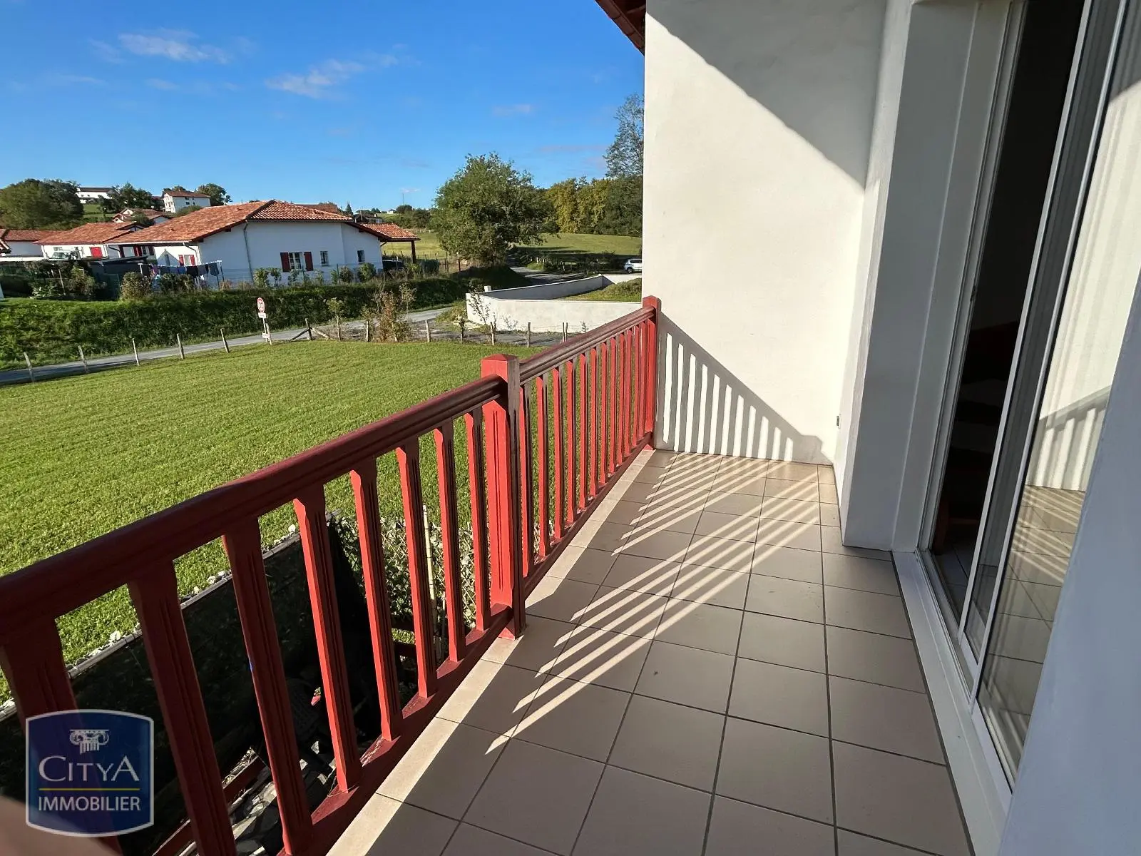 Photo 2 Appartement 5 pièces 107.98m²