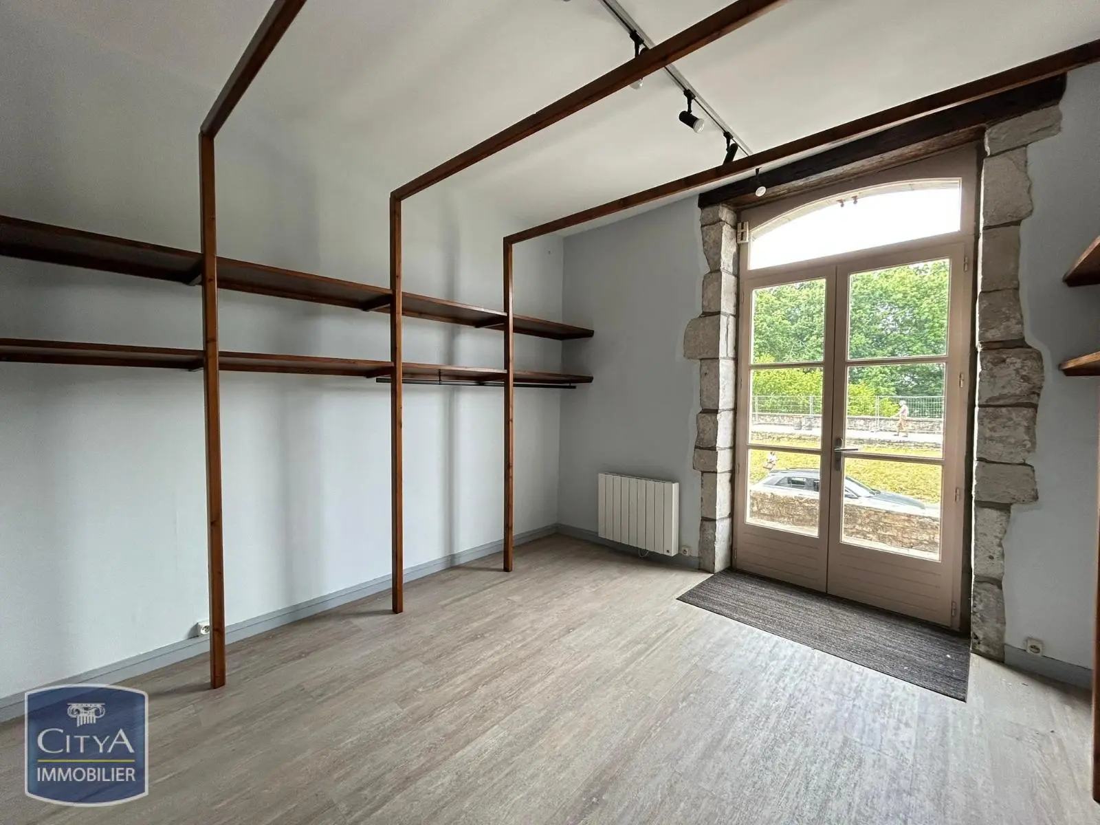 Photo 4 Local Professionnel 38m²