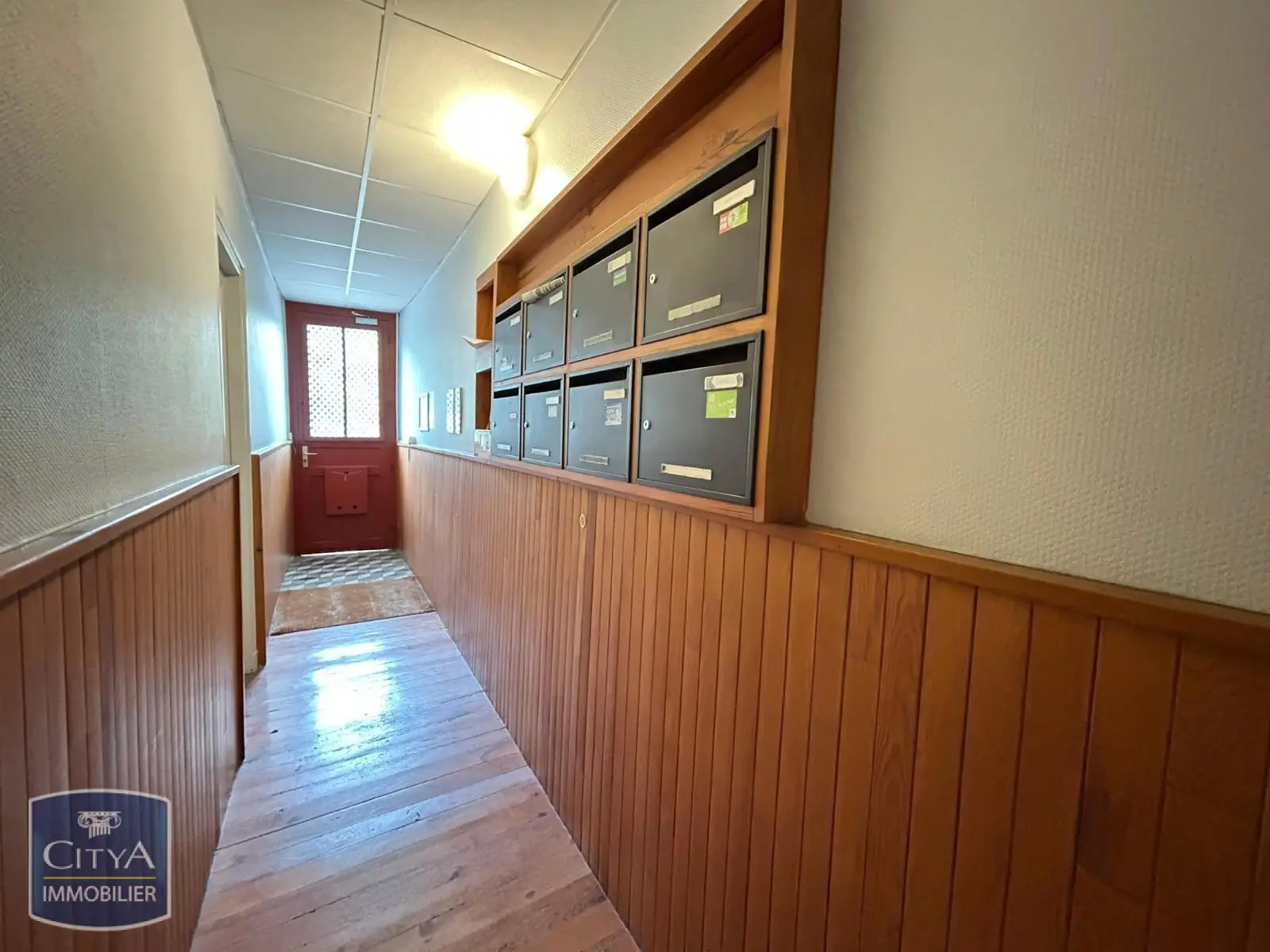 Photo 10 Local Professionnel 38m²