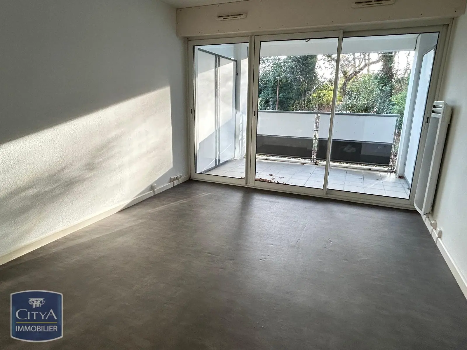 Photo 1 Appartement 1 pièce 22.01m²