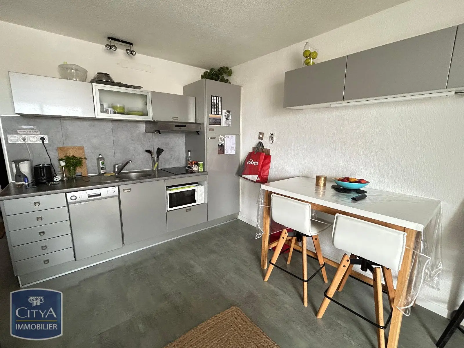 Photo 3 Appartement 1 pièce 23.94m²