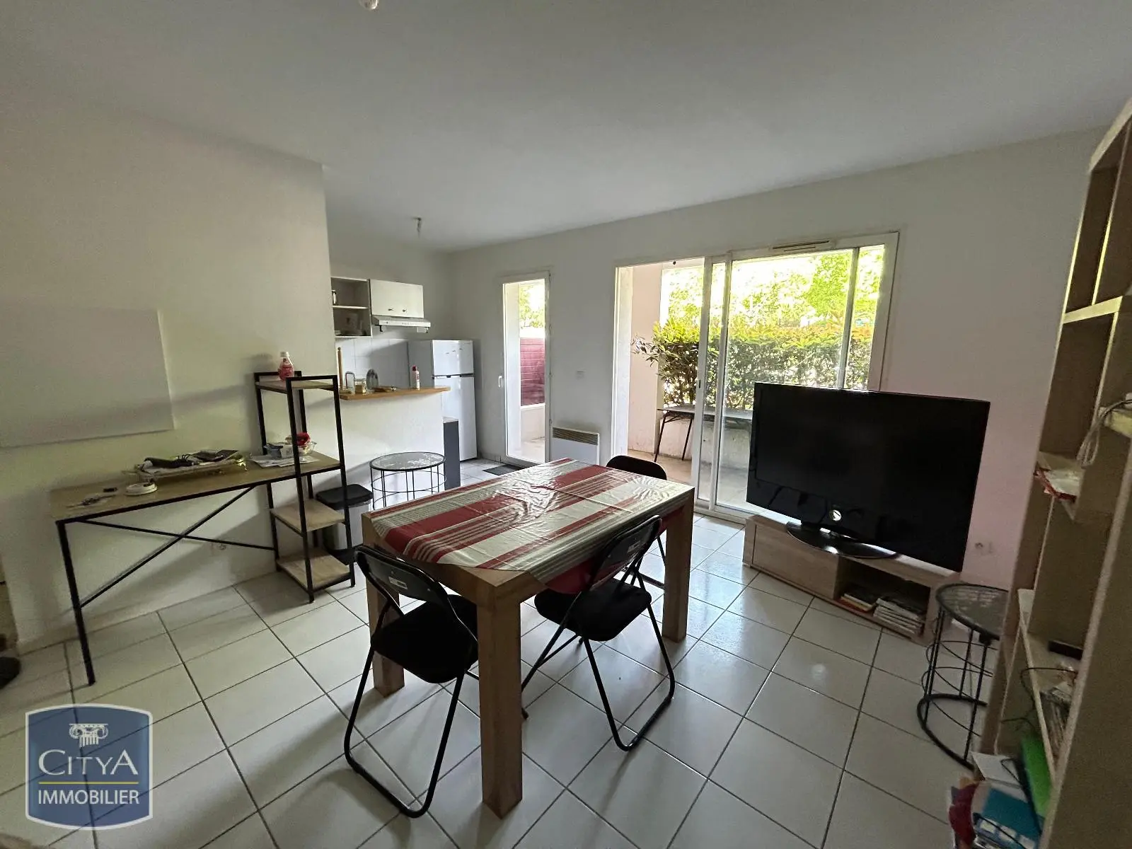 Photo 2 Appartement 1 pièce 32.35m²