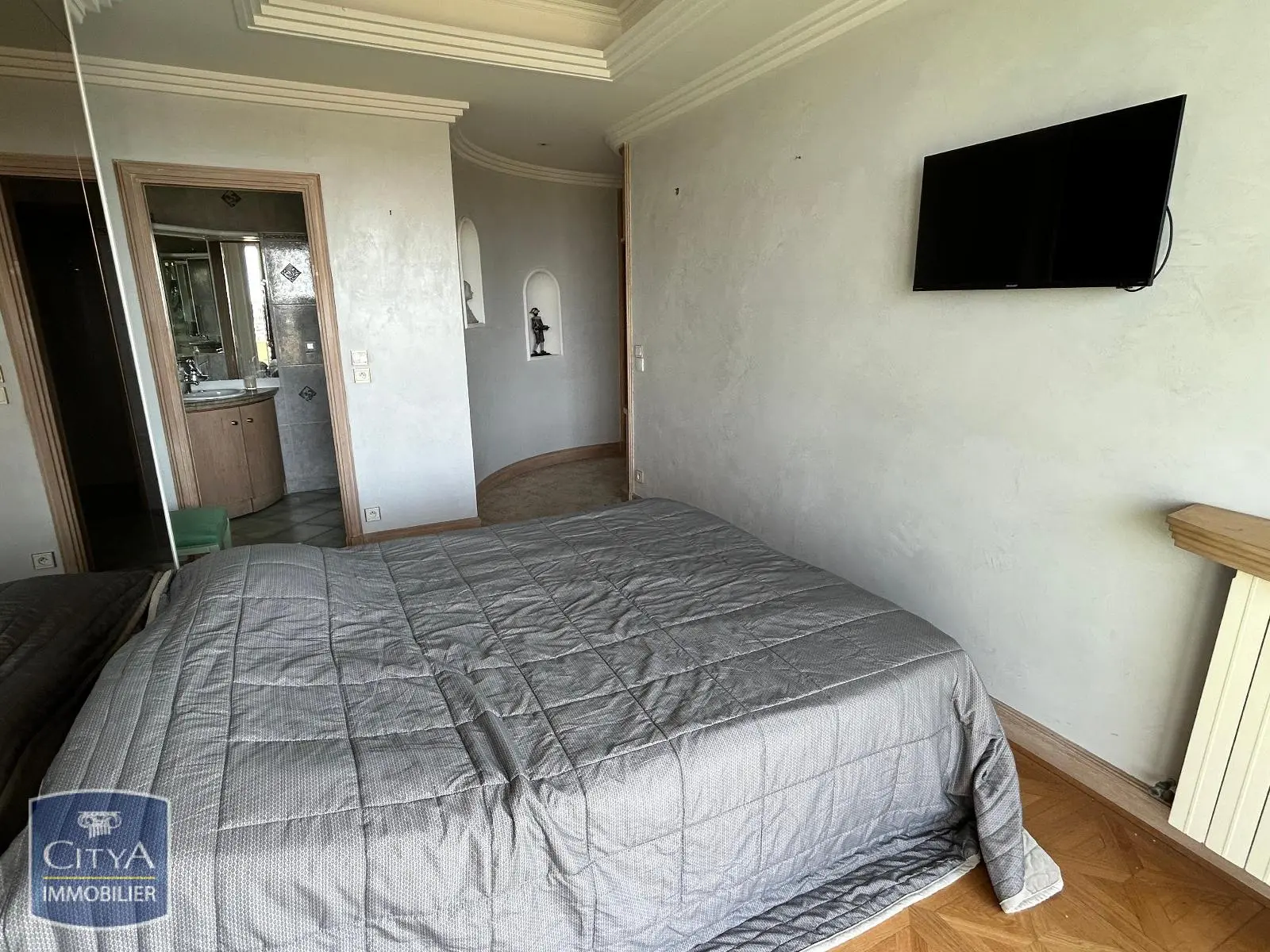 Photo 15 Appartement 4 pièces 120m²