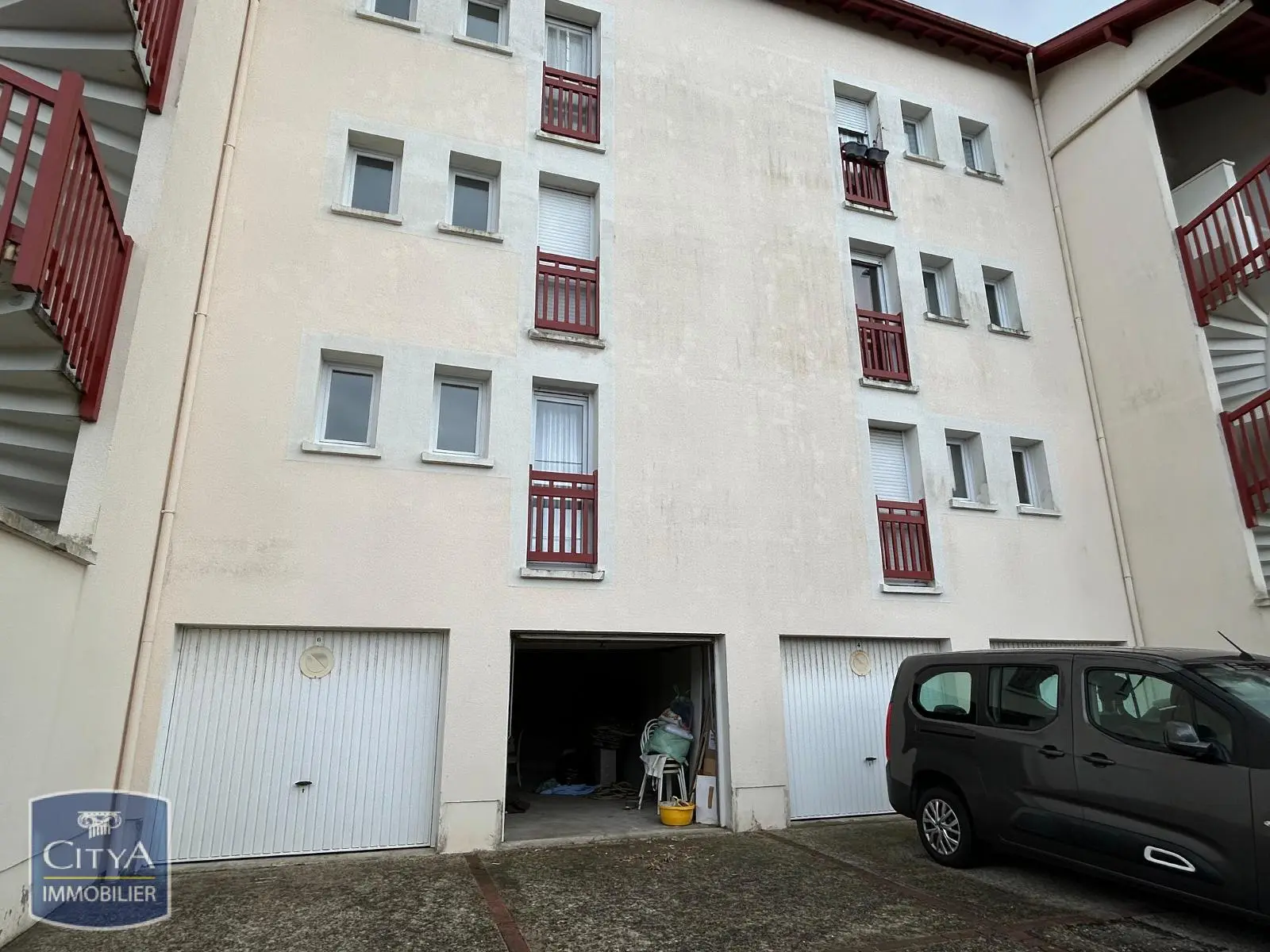 Photo 2 Parking 14.28m²