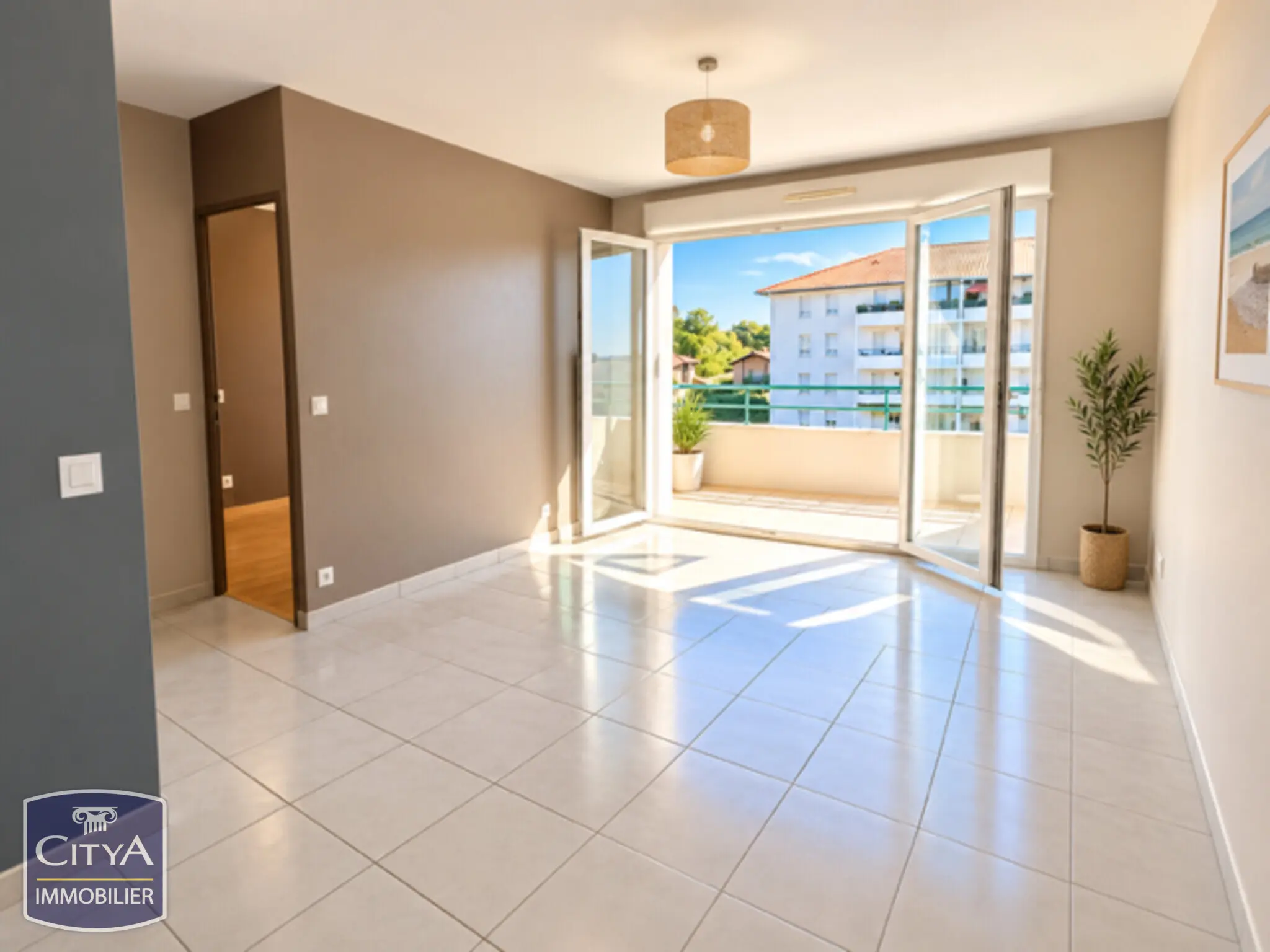 Photo 2 Appartement 2 pièces 34m²