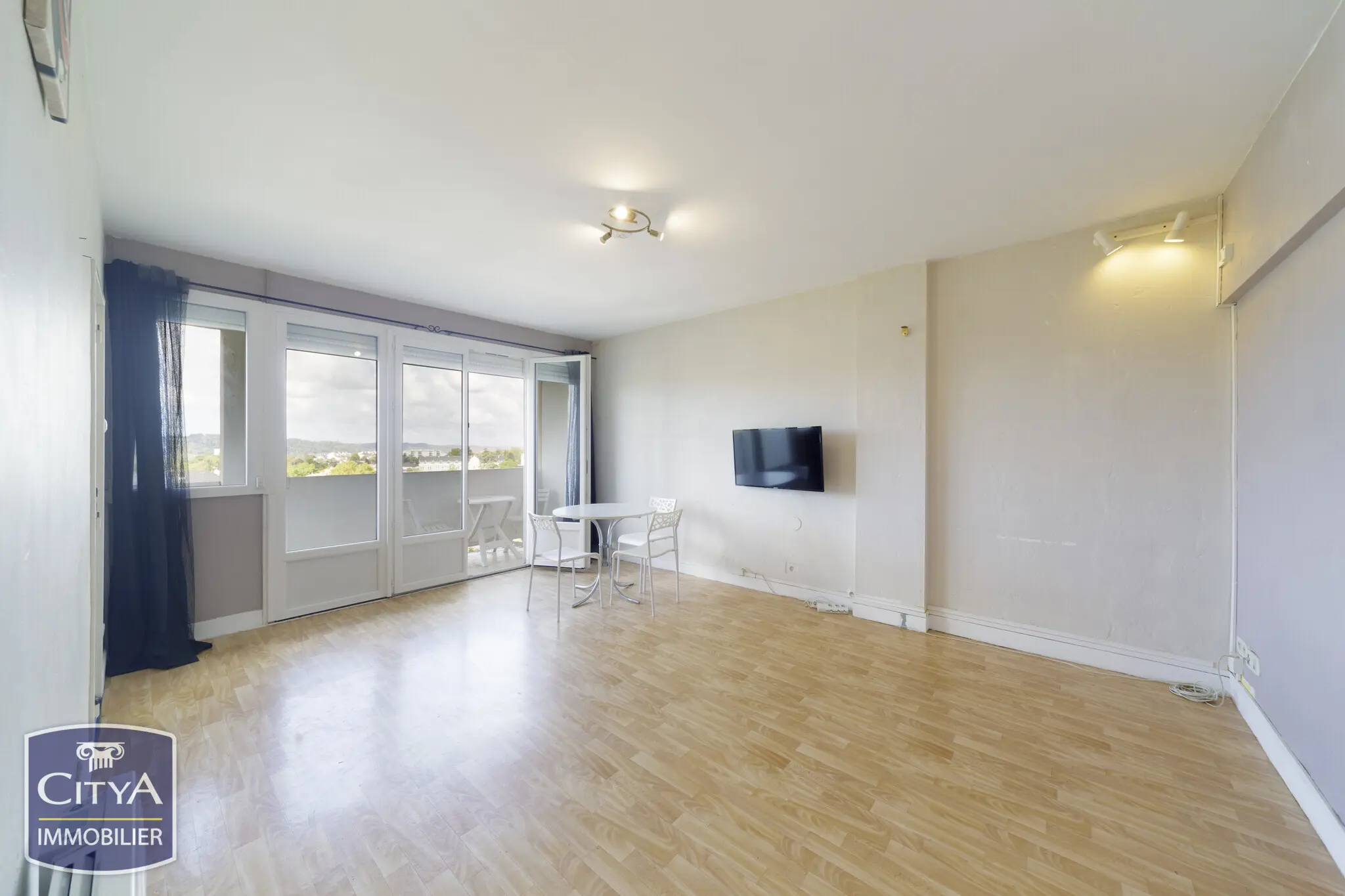 Photo 2 Appartement 1 pièce 30m²