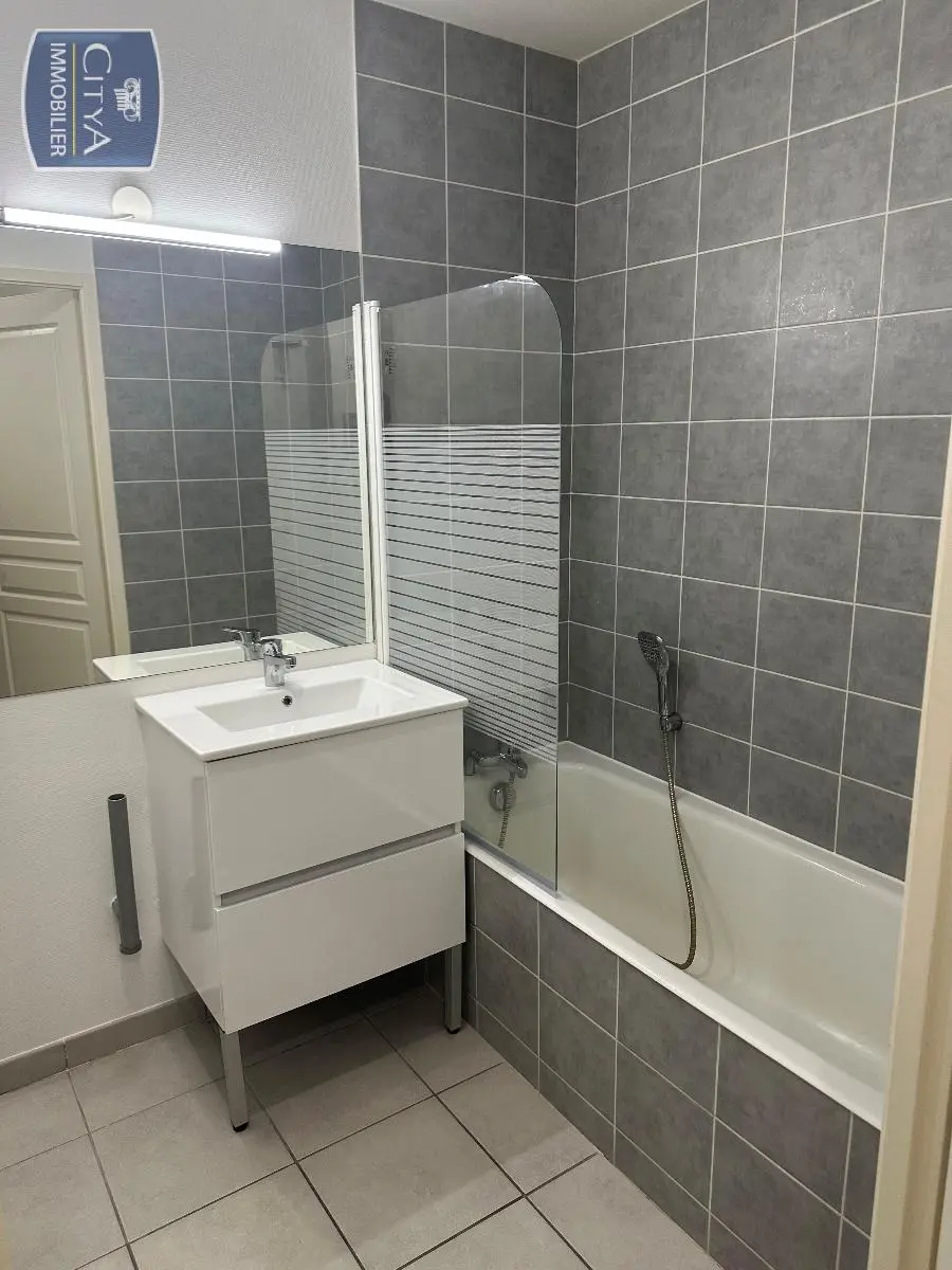 Photo 7 Appartement 1 pièce 27.4m²