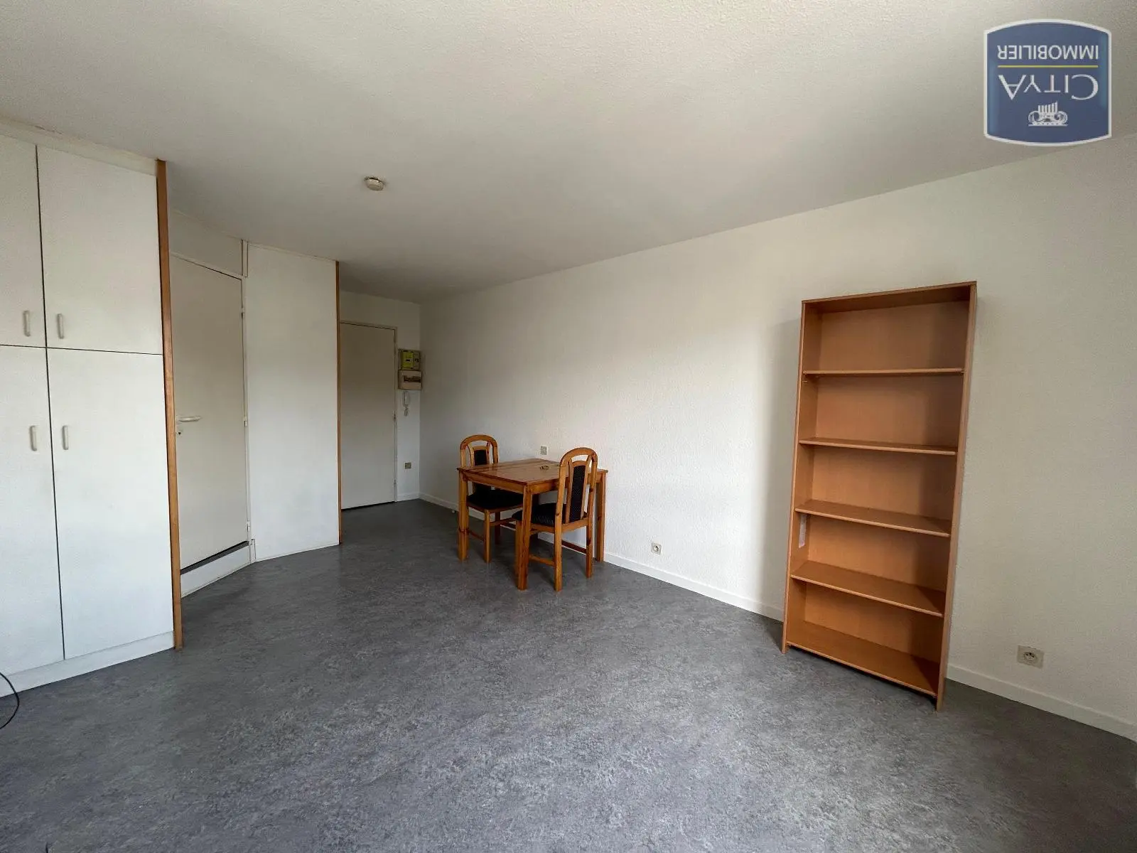 Photo 1 Appartement 1 pièce 19m²