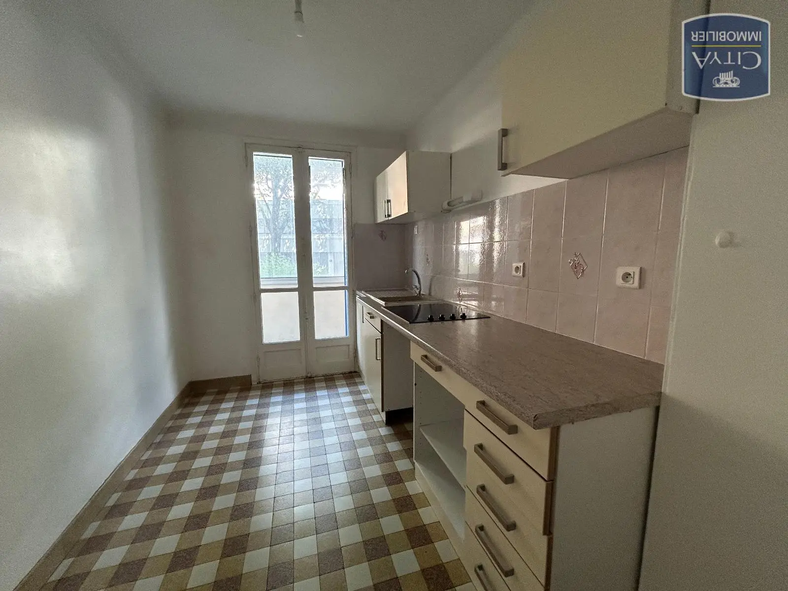 Photo 2 Appartement 4 pièces 76.93m²