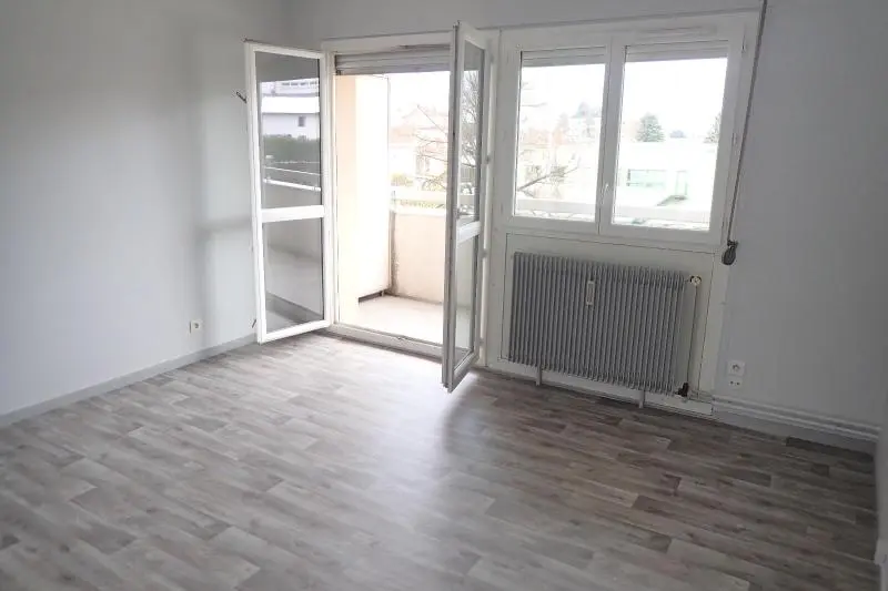 Photo 3 Appartement 1 pièce 27.6m²