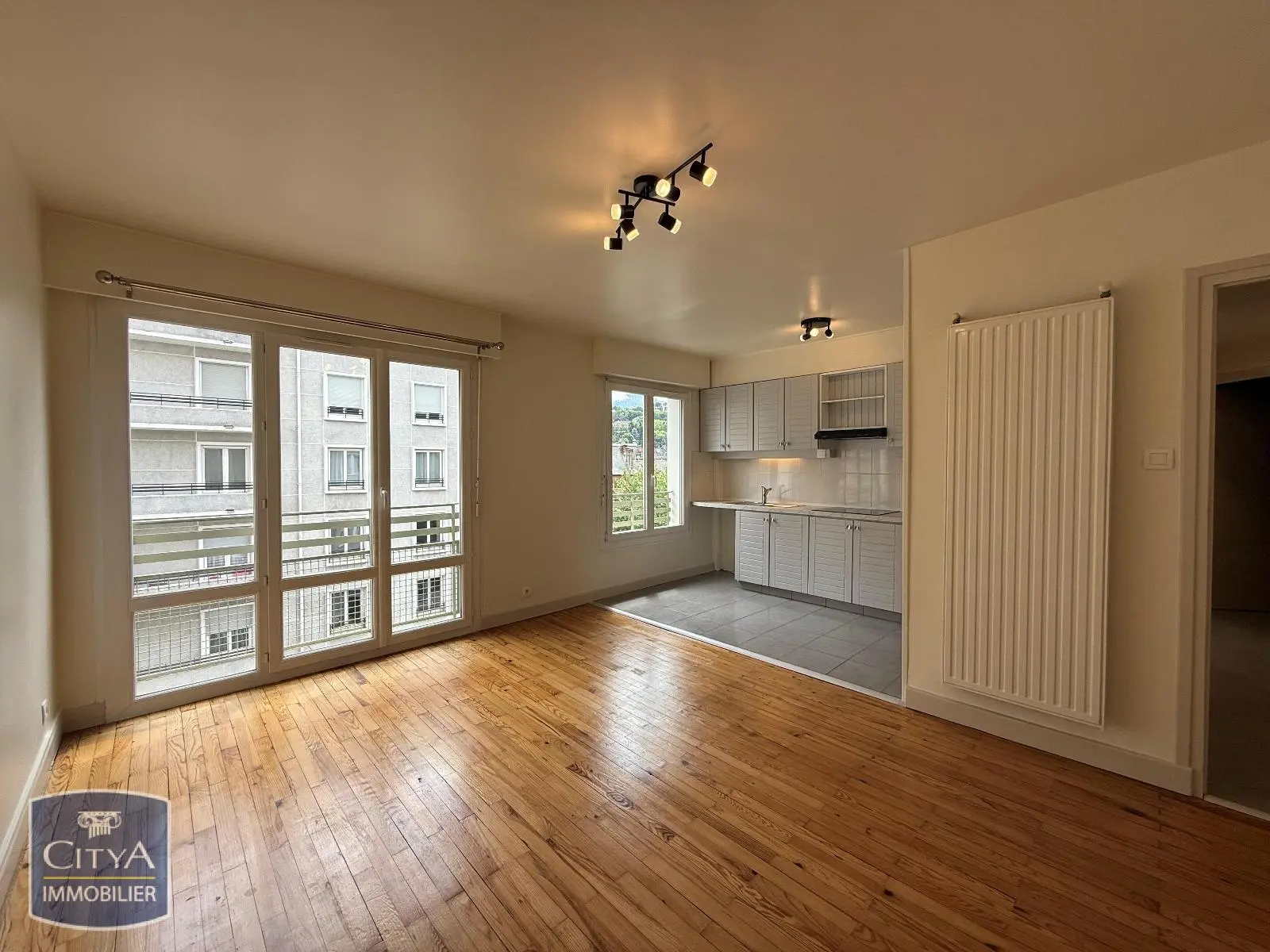 Photo 2 Appartement 3 pièces 55m²