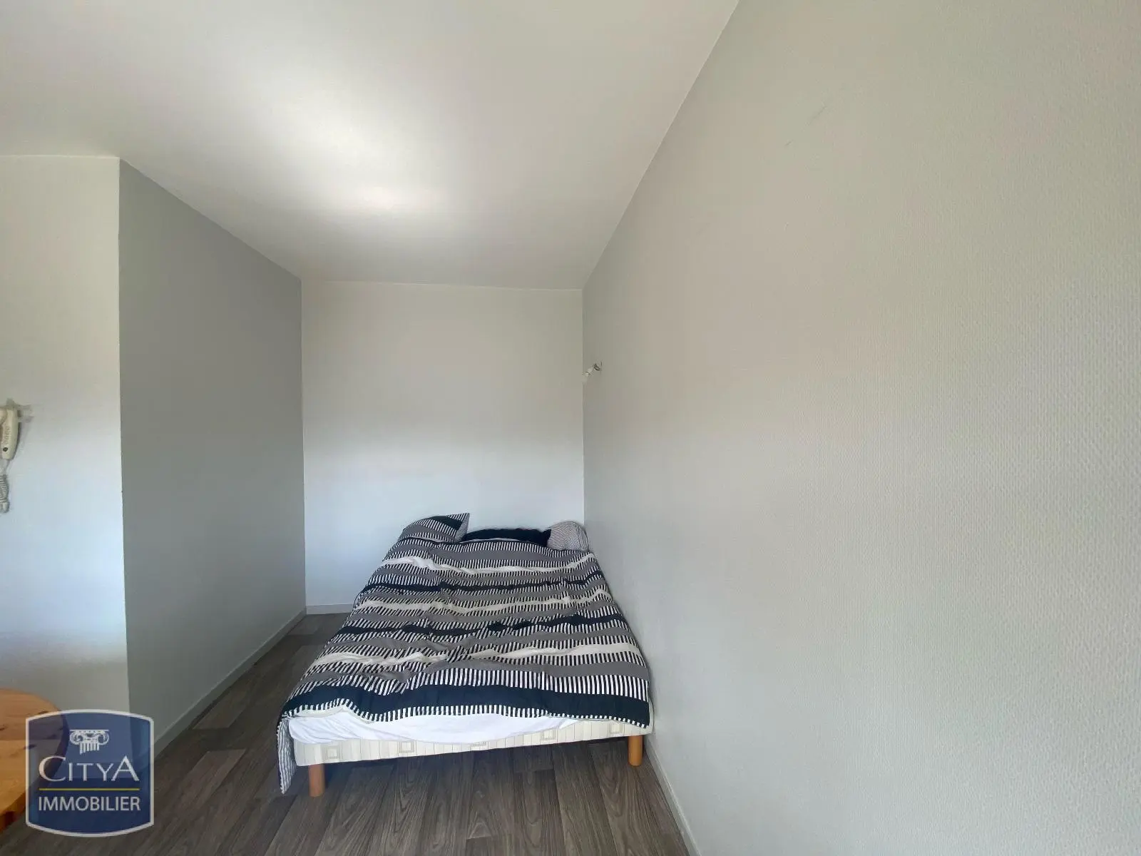 Photo 2 Appartement 1 pièce 27m²