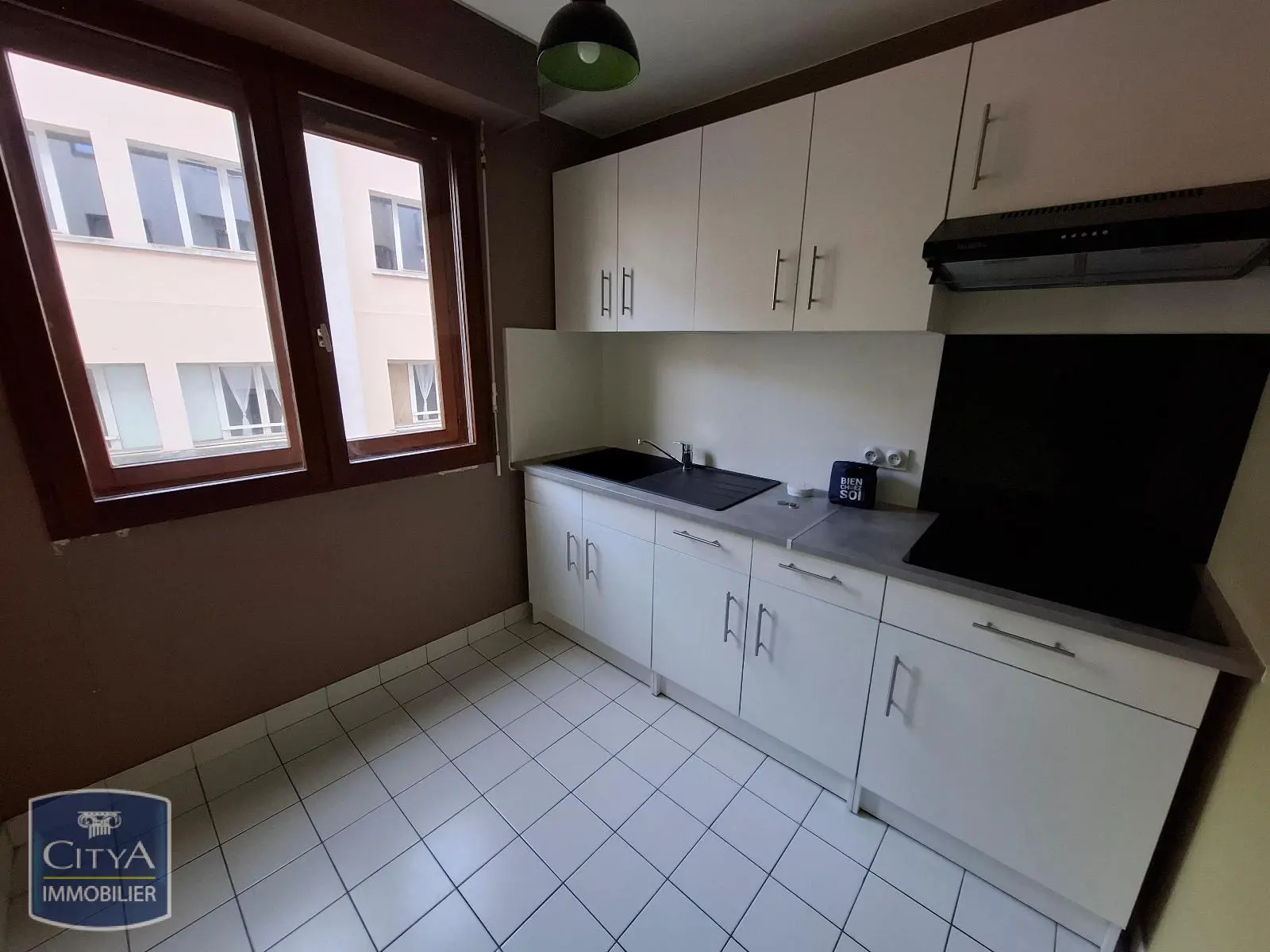 Photo 1 Appartement 1 pièce 31.3m²