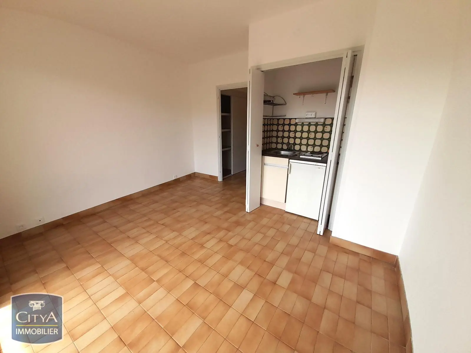 Photo 3 Appartement 1 pièce 21.97m²