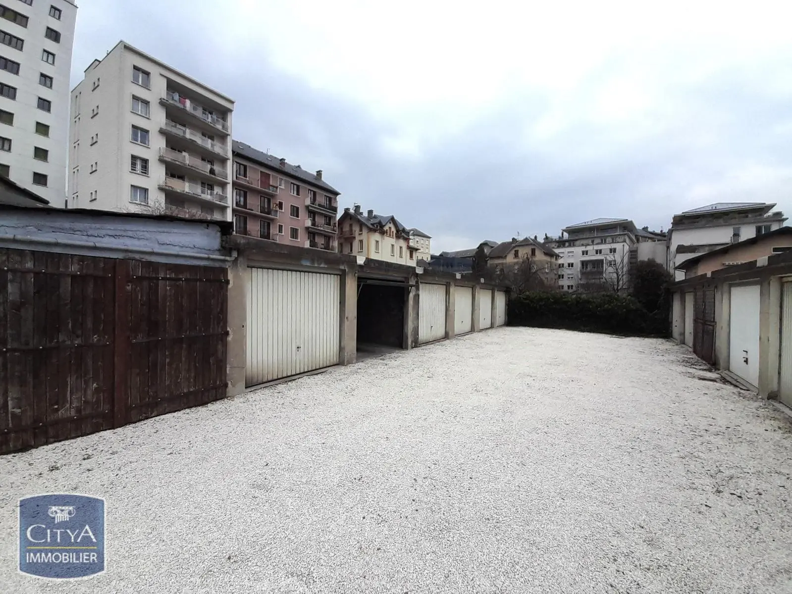 Photo 1 Parking 12.5m²