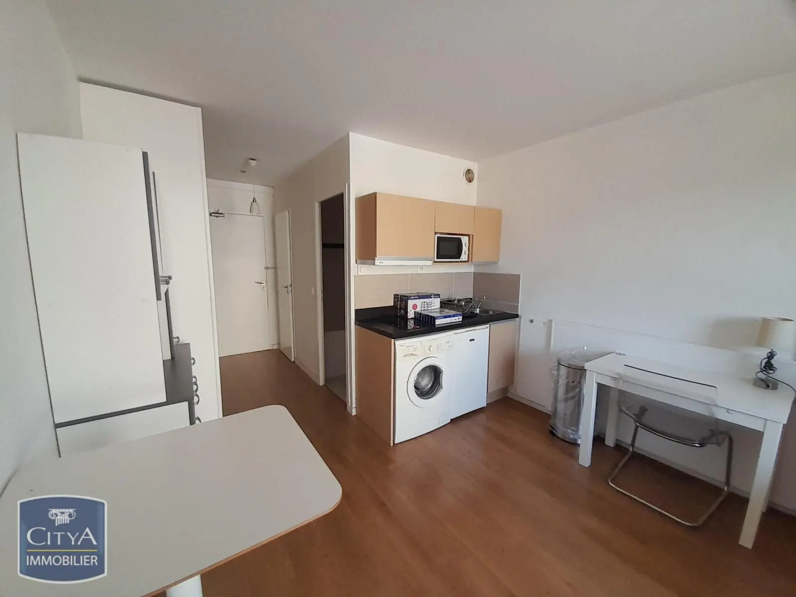 Photo 2 Appartement 1 pièce 22.37m²