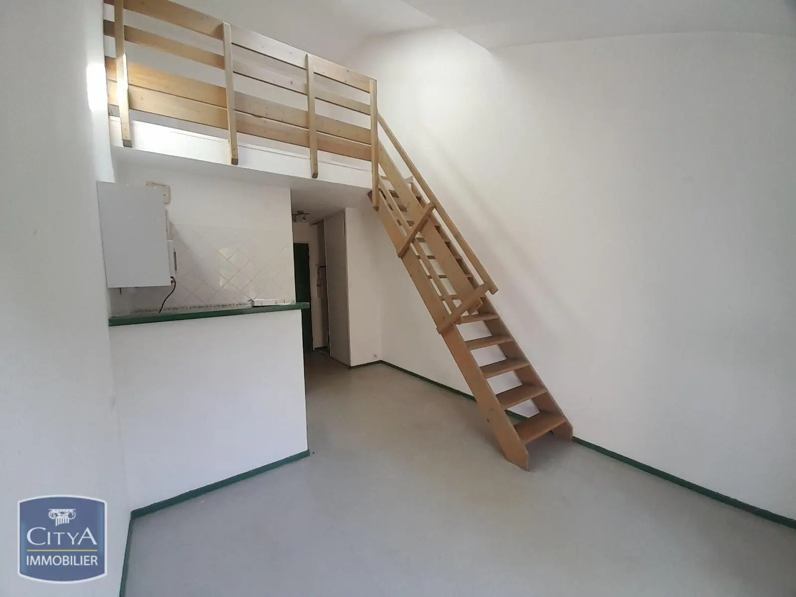 Photo 2 Appartement 1 pièce 25m²