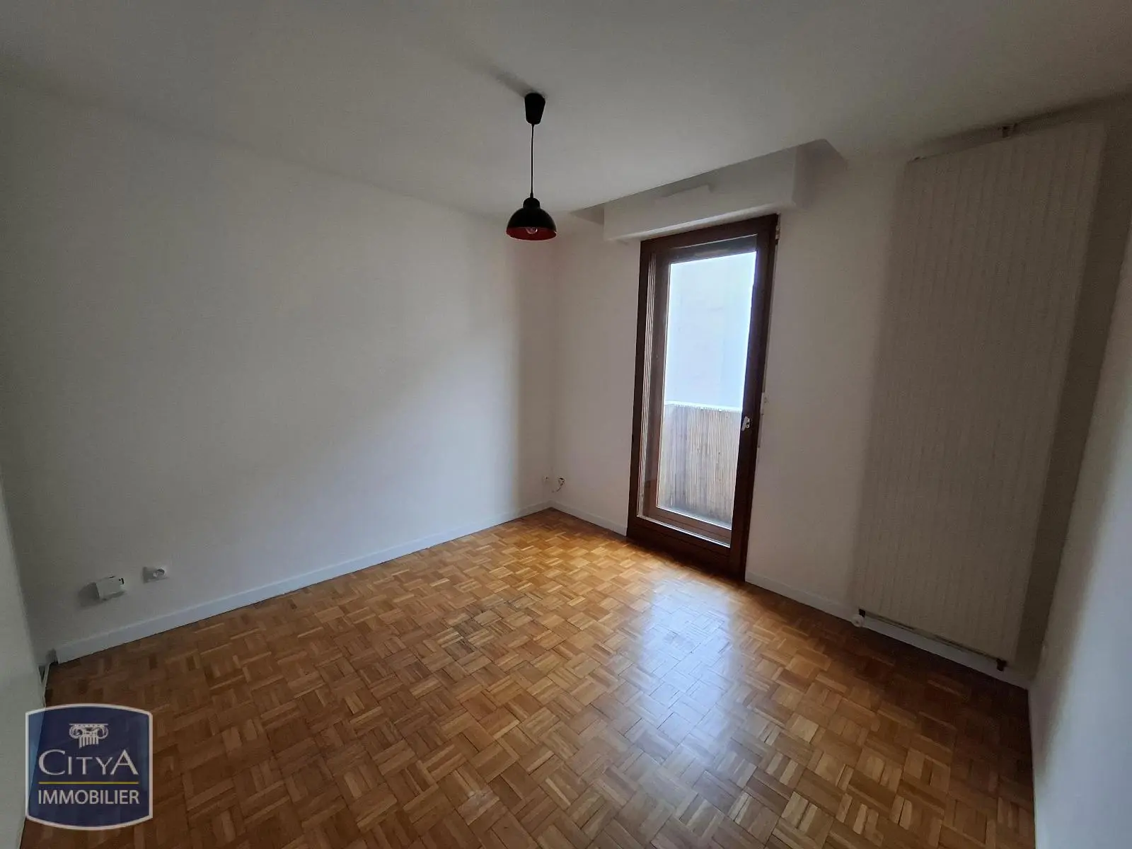Photo 2 Appartement 1 pièce 31.3m²