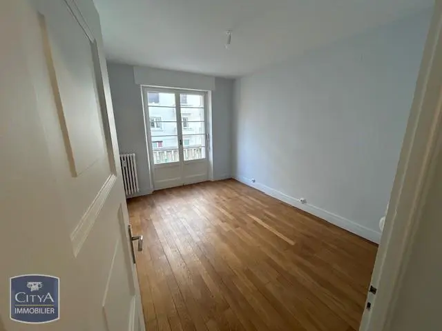 Photo 2 Appartement 2 pièces 57.8m²