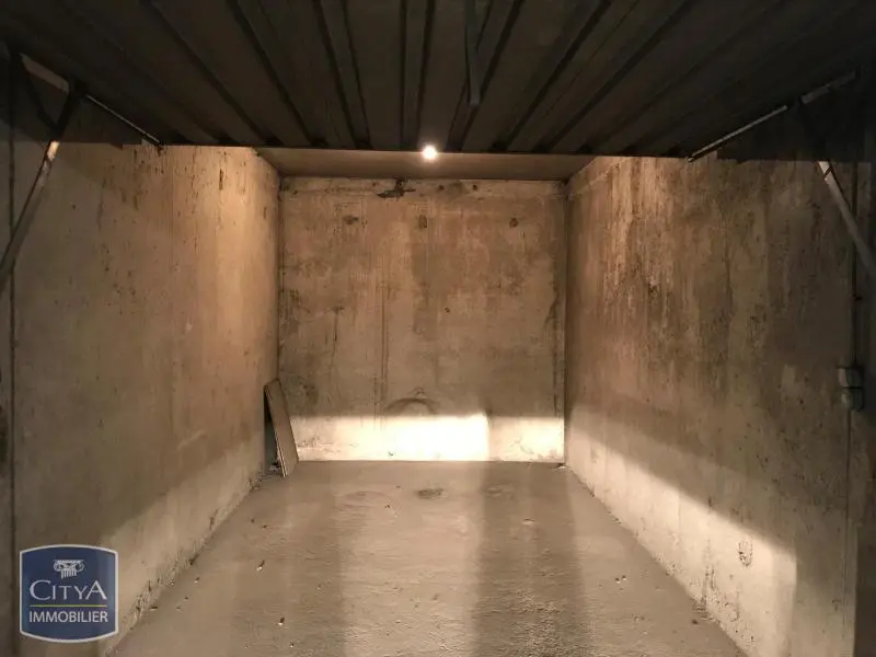 Photo 3 Parking 12m²