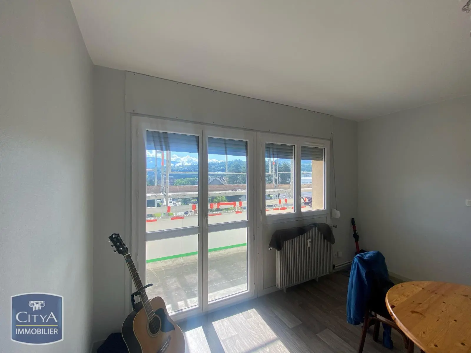 Photo 1 Appartement 1 pièce 27m²