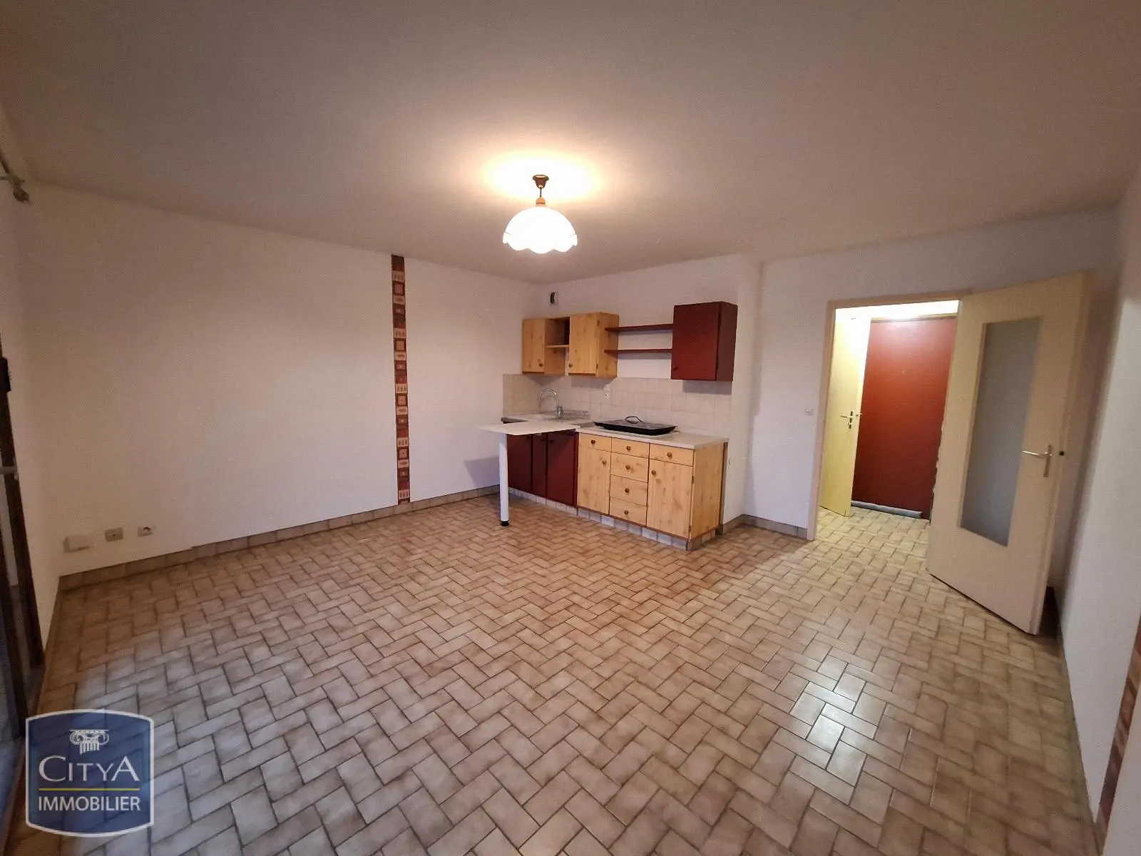 Photo 1 Appartement 1 pièce 24.6m²