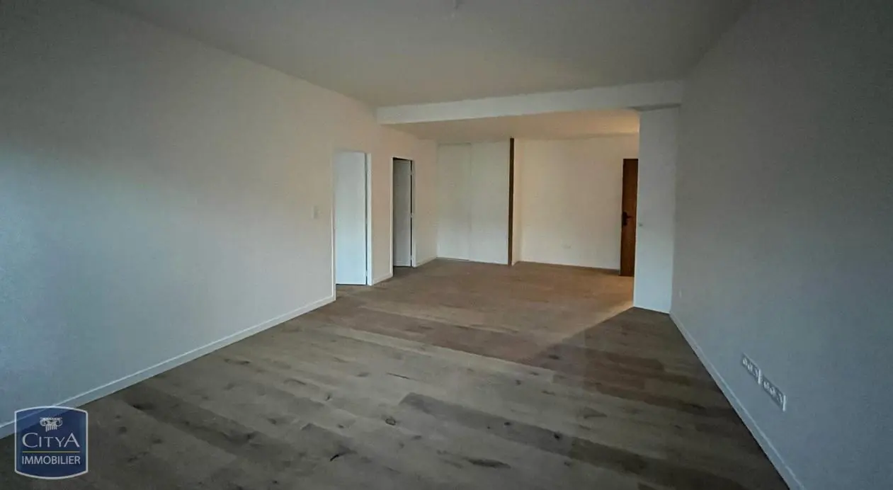 Photo 2 Appartement 2 pièces 61.7m²