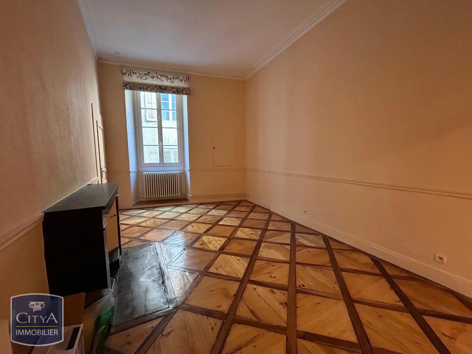 Photo 1 Appartement 1 pièce 24m²
