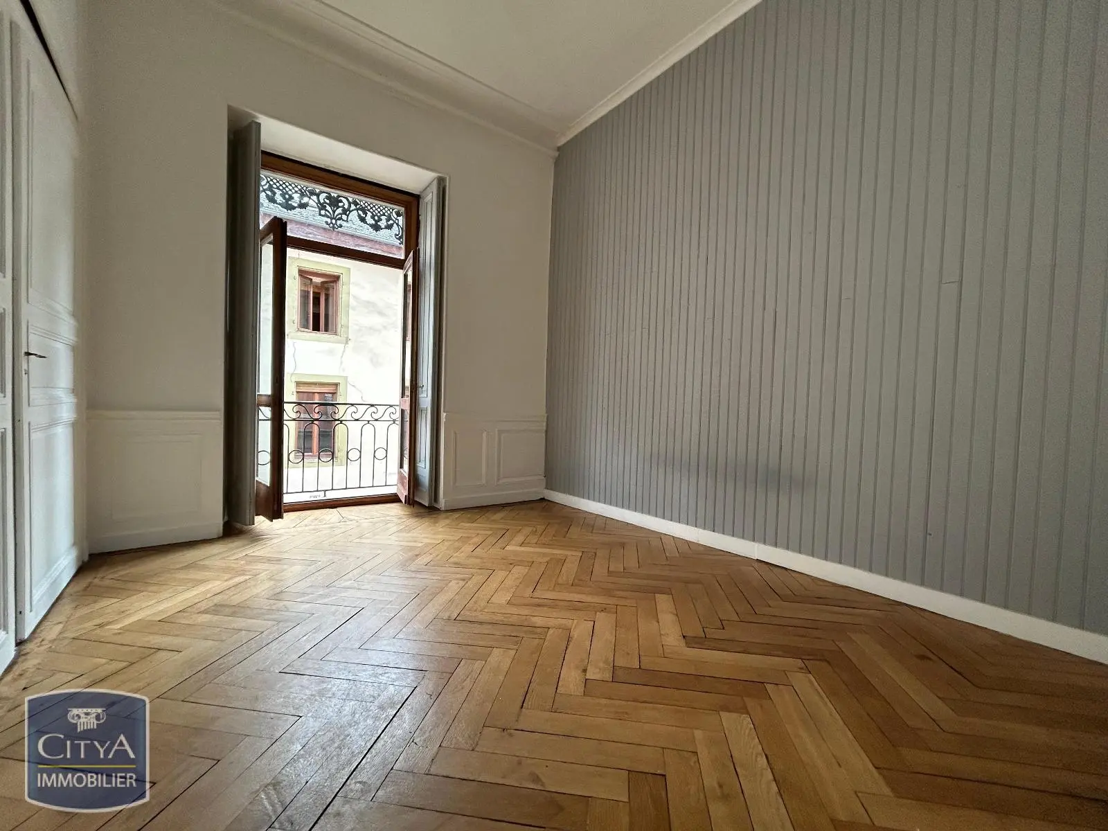 Photo 10 Appartement 5 pièces 106.97m²