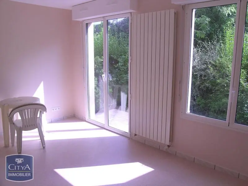 Photo 1 Appartement 1 pièce 22.95m²